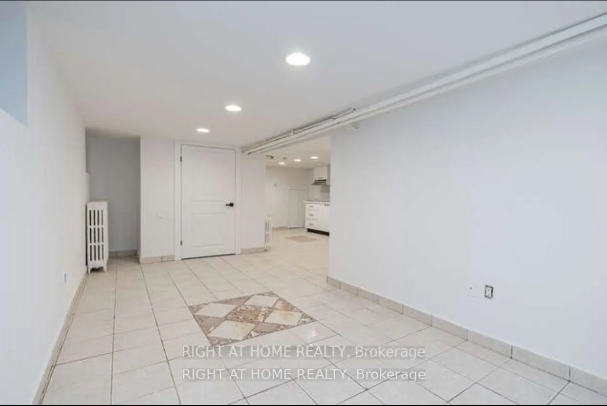 157 Woodycrest Avenue N, #Basement