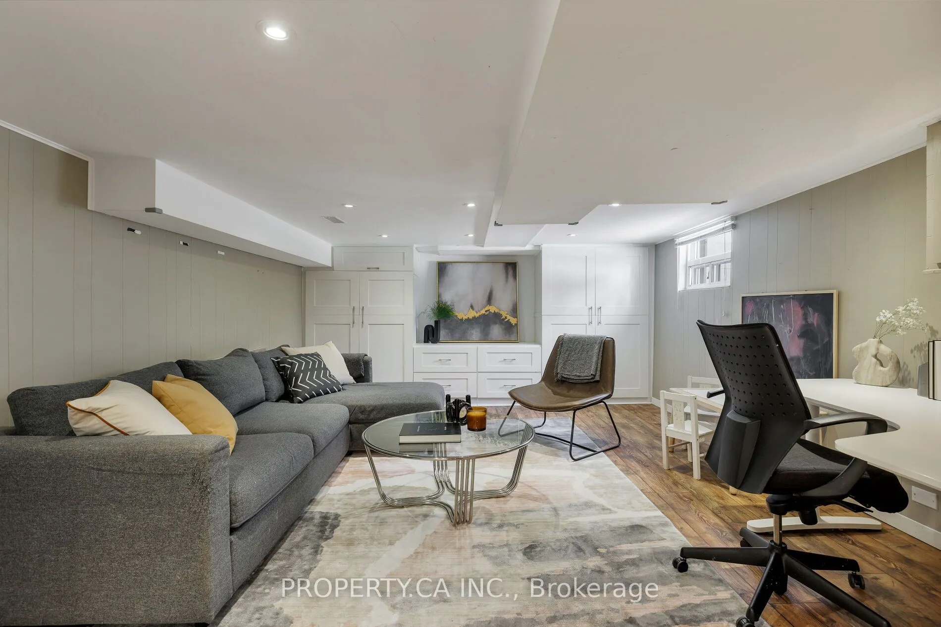 20 Parkfield Avenue
