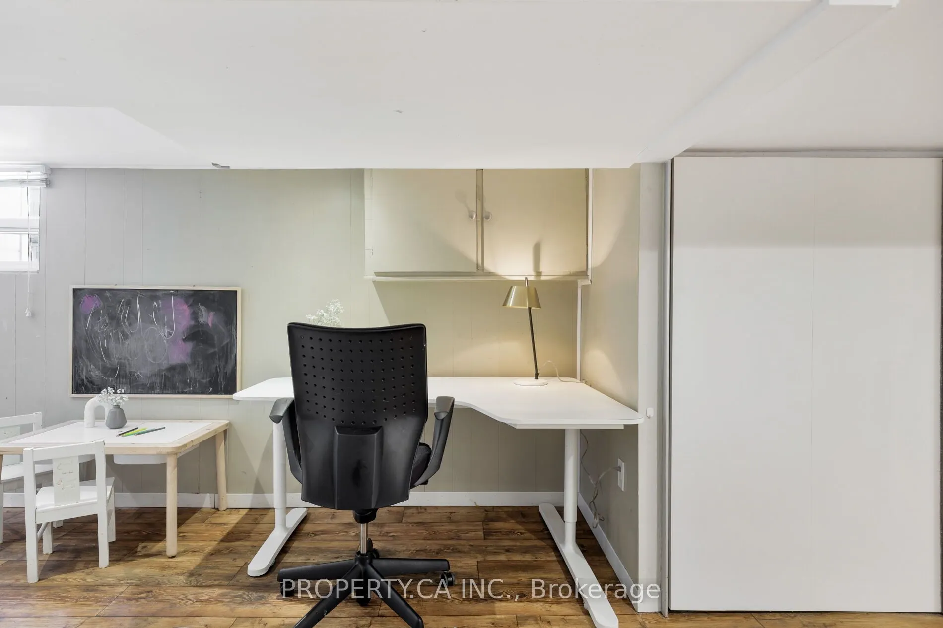 20 Parkfield Avenue