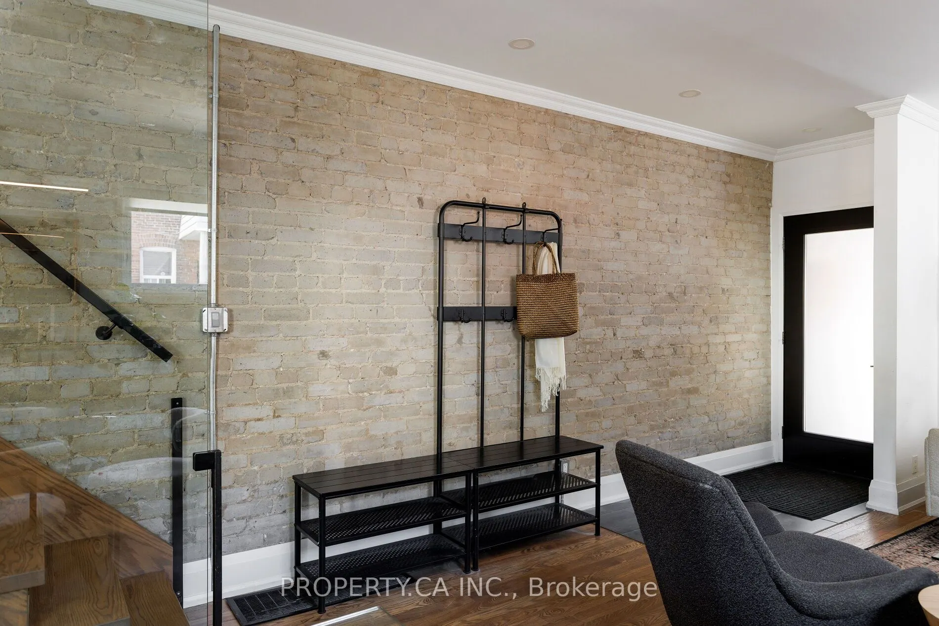 20 Parkfield Avenue