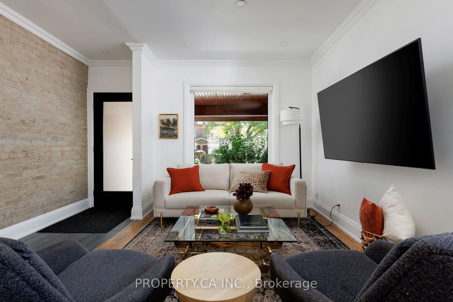 20 Parkfield Avenue