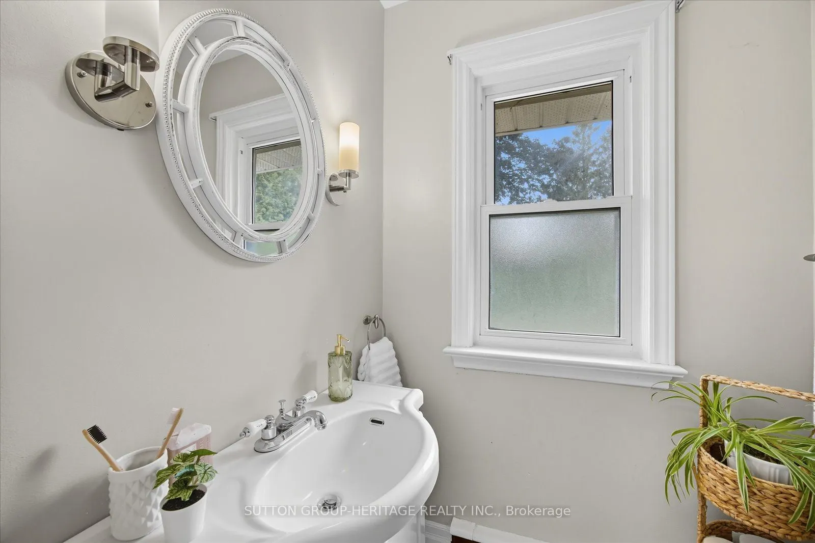 408 Cochrane Street