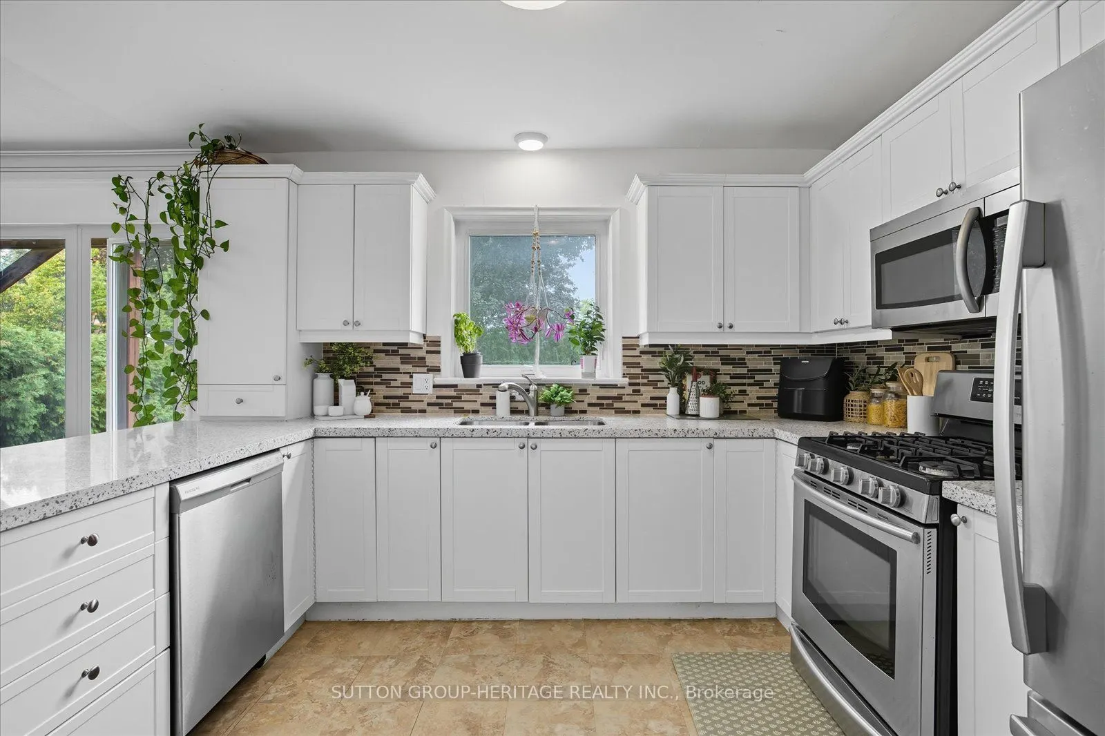 408 Cochrane Street