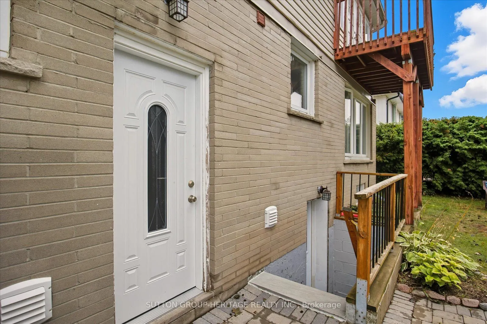 408 Cochrane Street