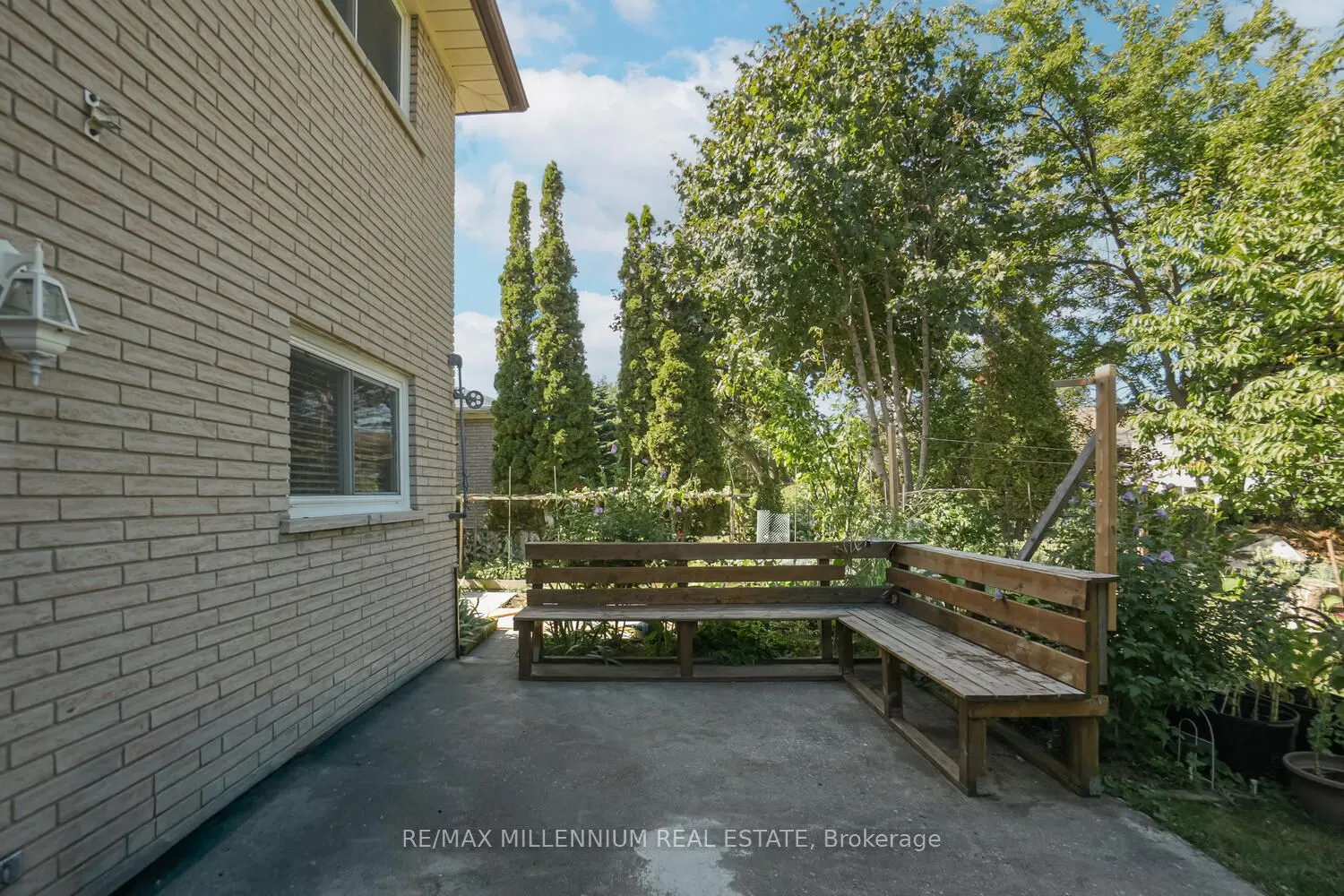 242 Coronation Drive