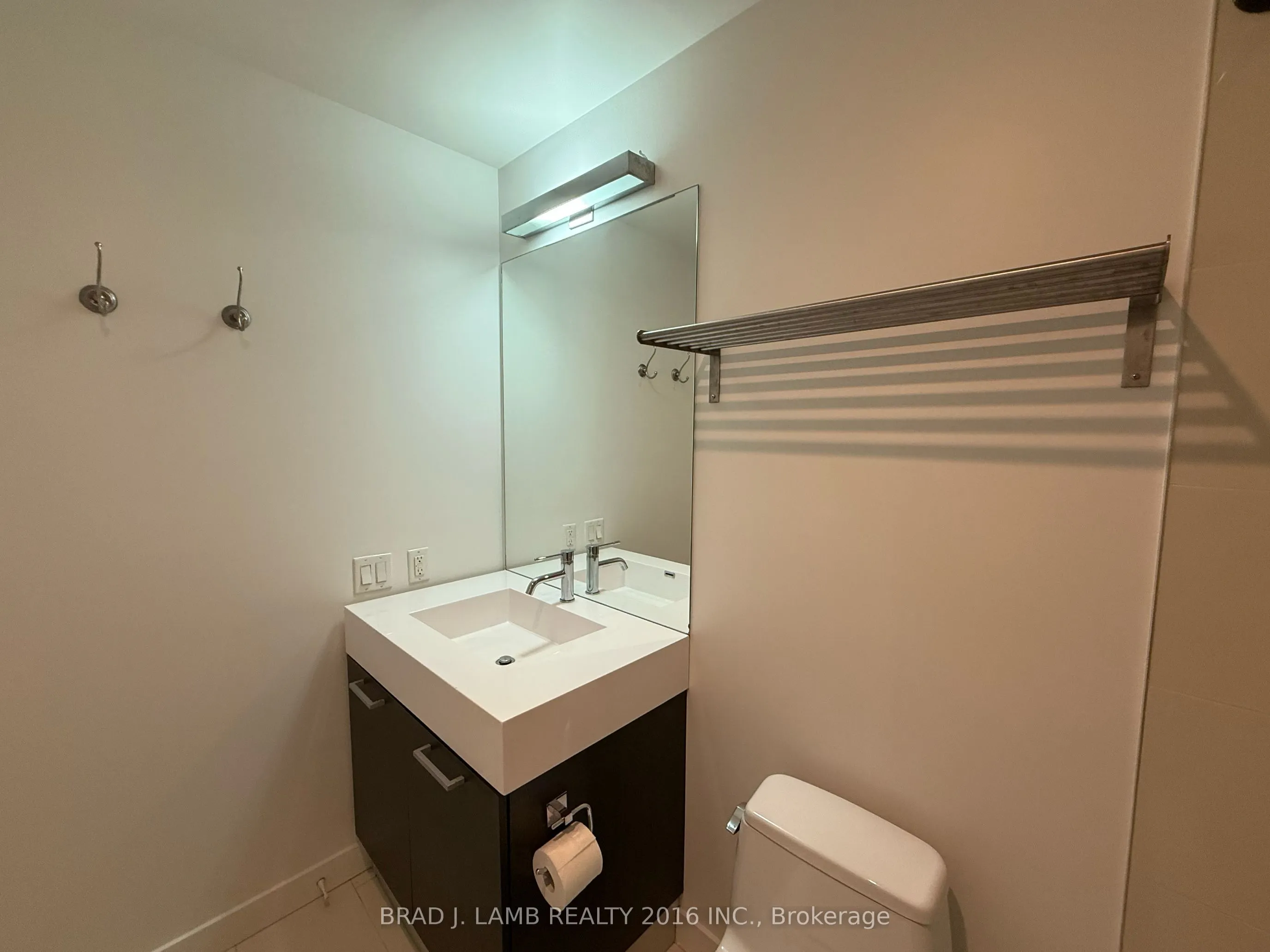 90 Broadview Avenue, #516