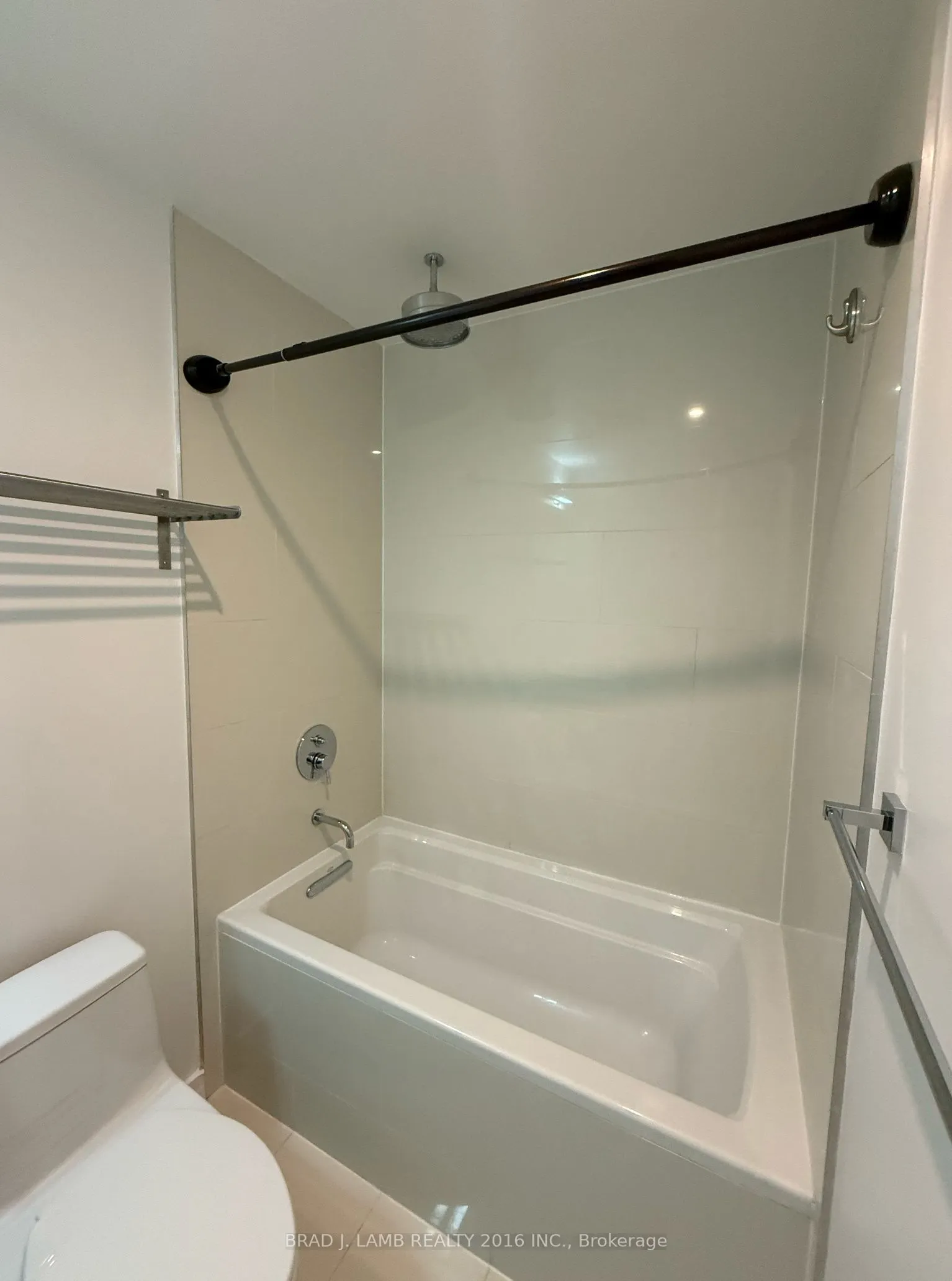 90 Broadview Avenue, #516