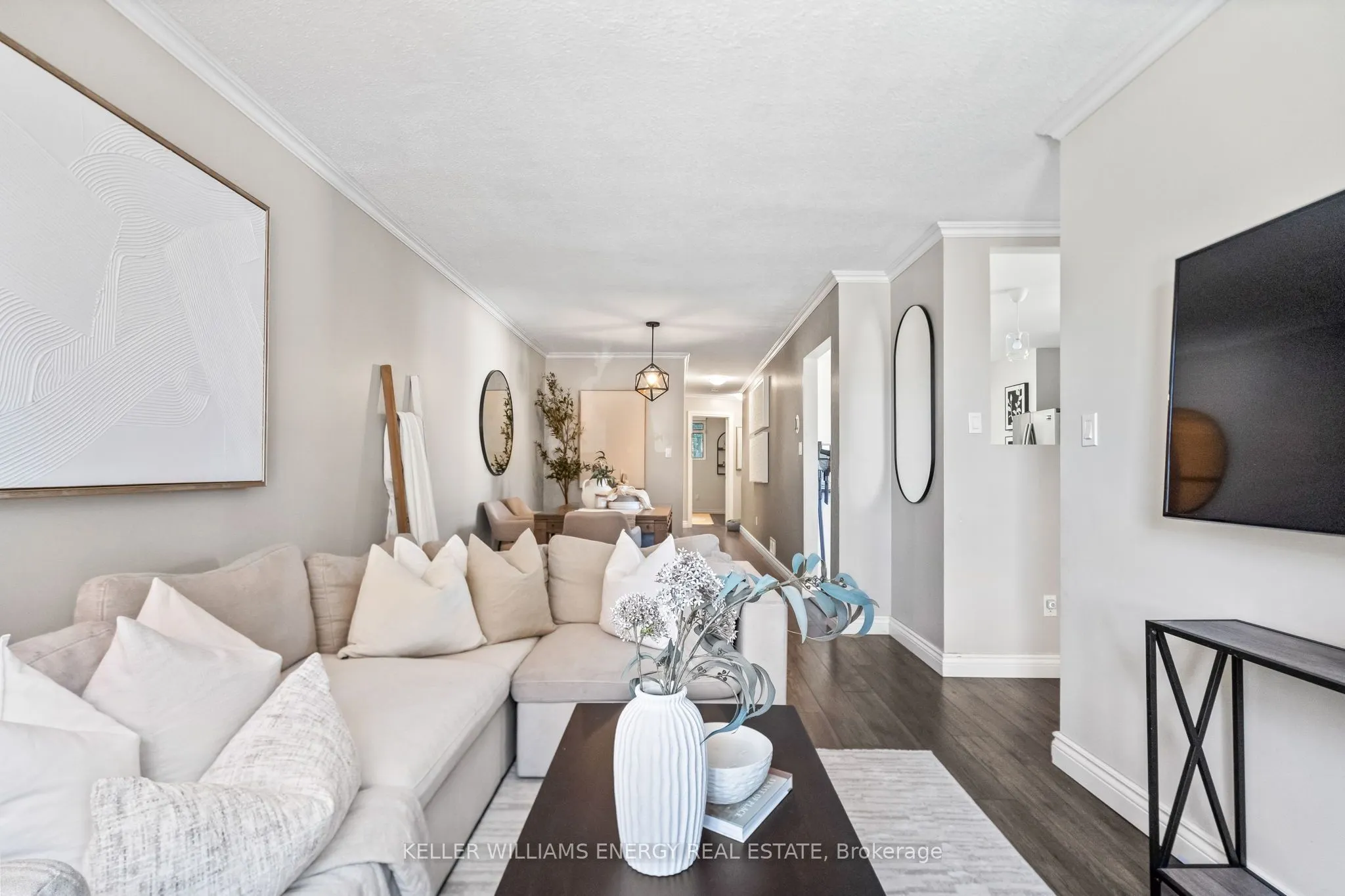 6 Fairbairn Court