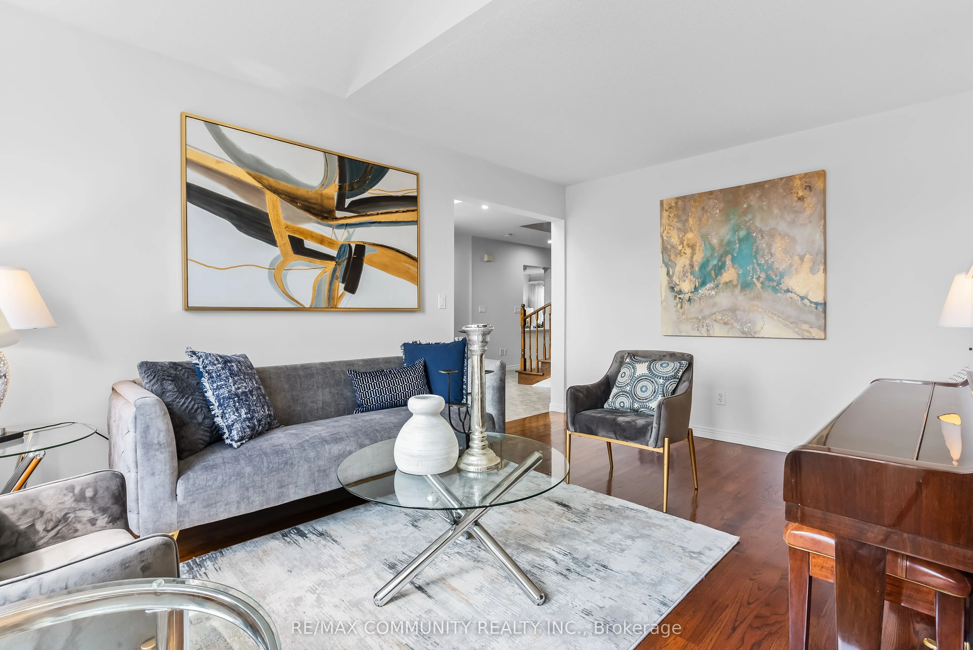 27 Mac Carl Crescent