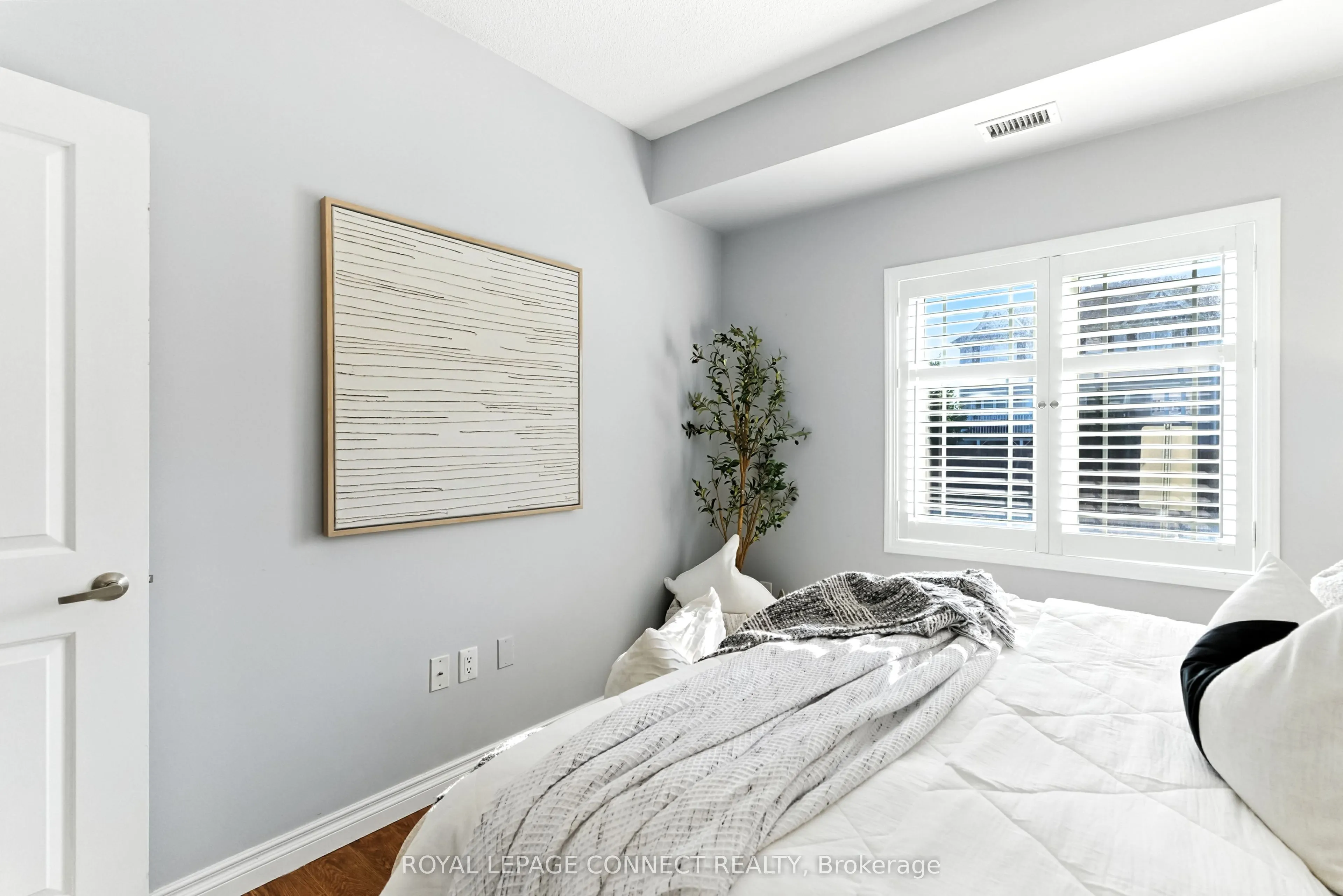 1 Sidney Lane, #107