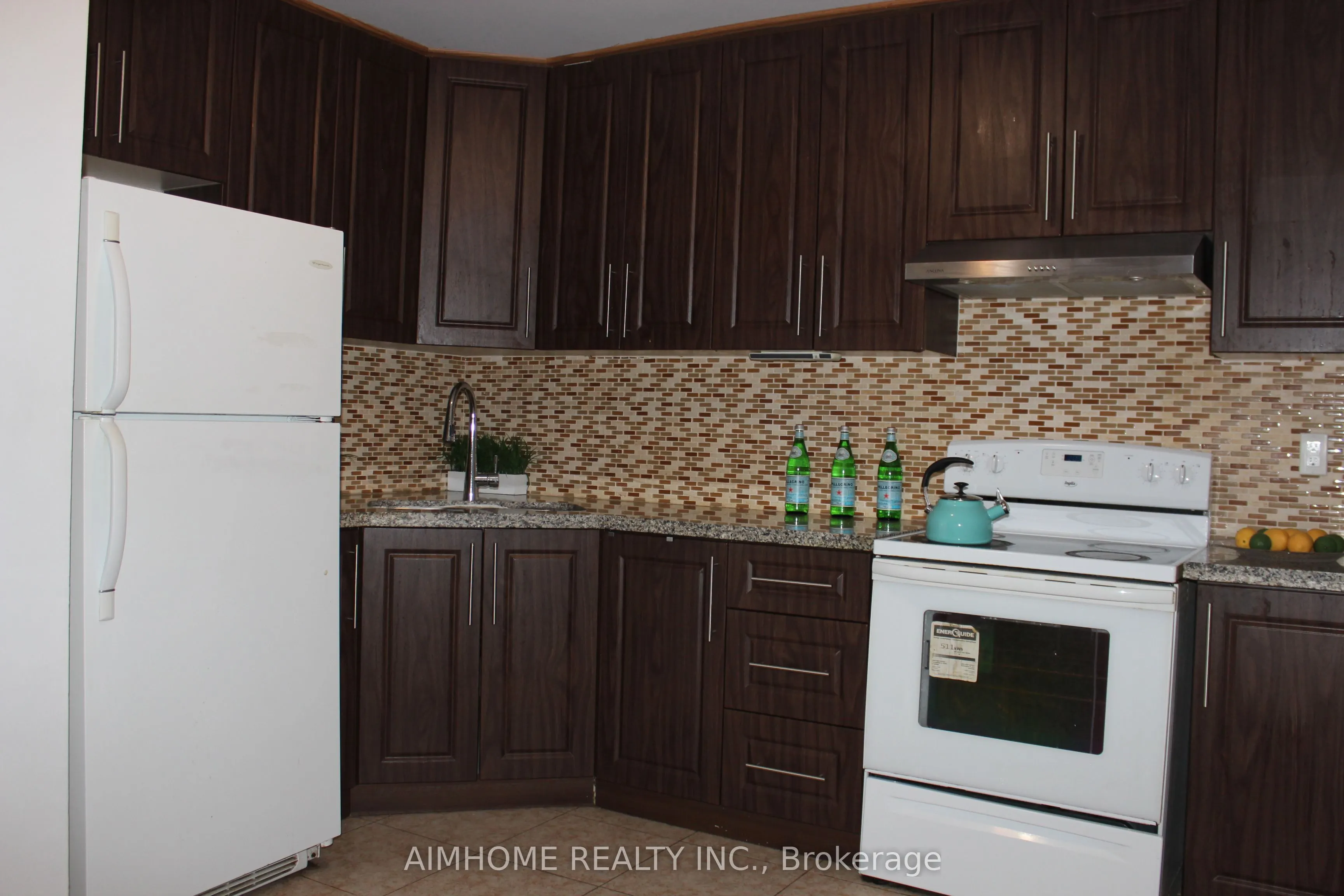 100 Mornelle Court, #1086