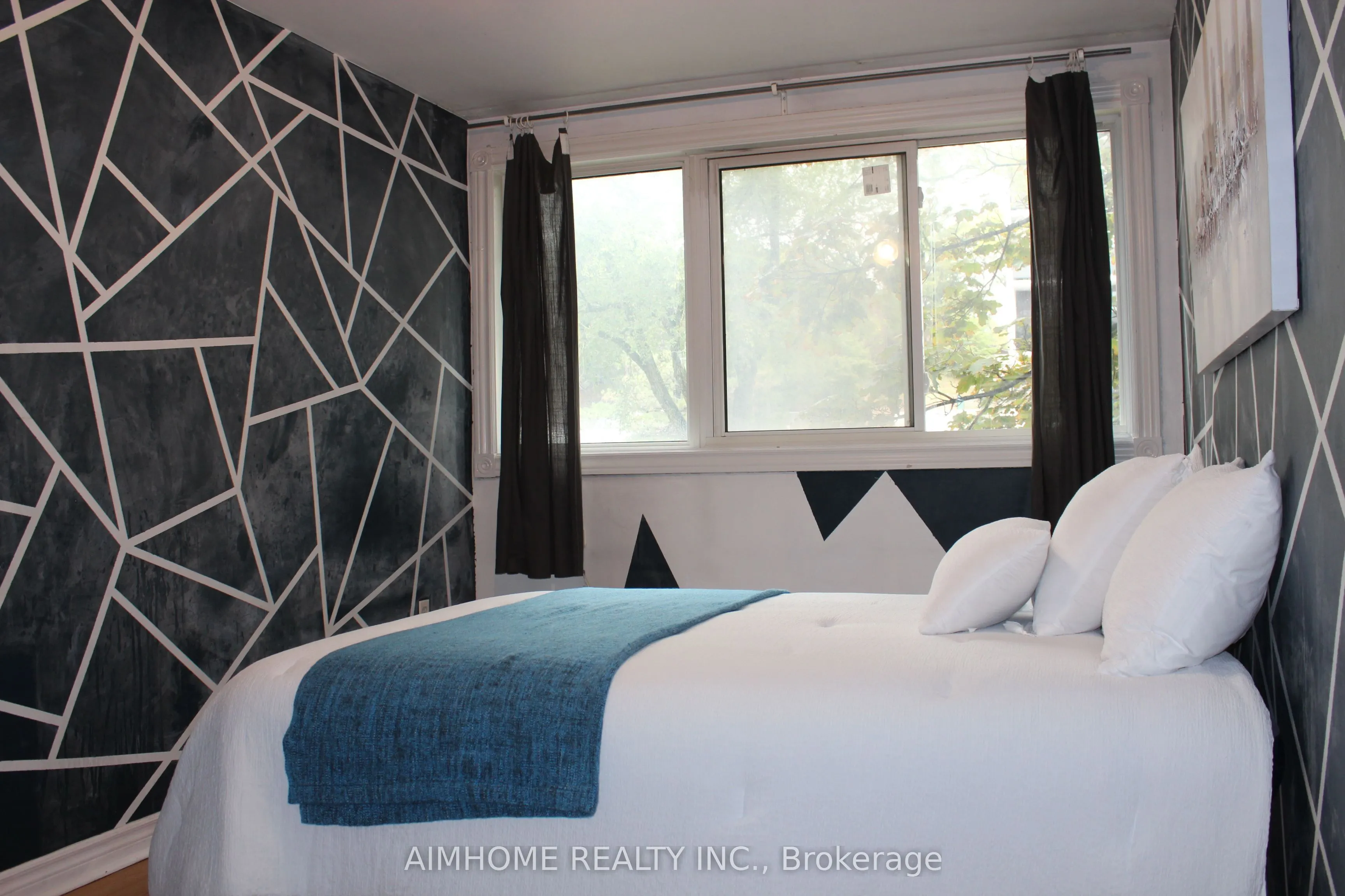 100 Mornelle Court, #1086