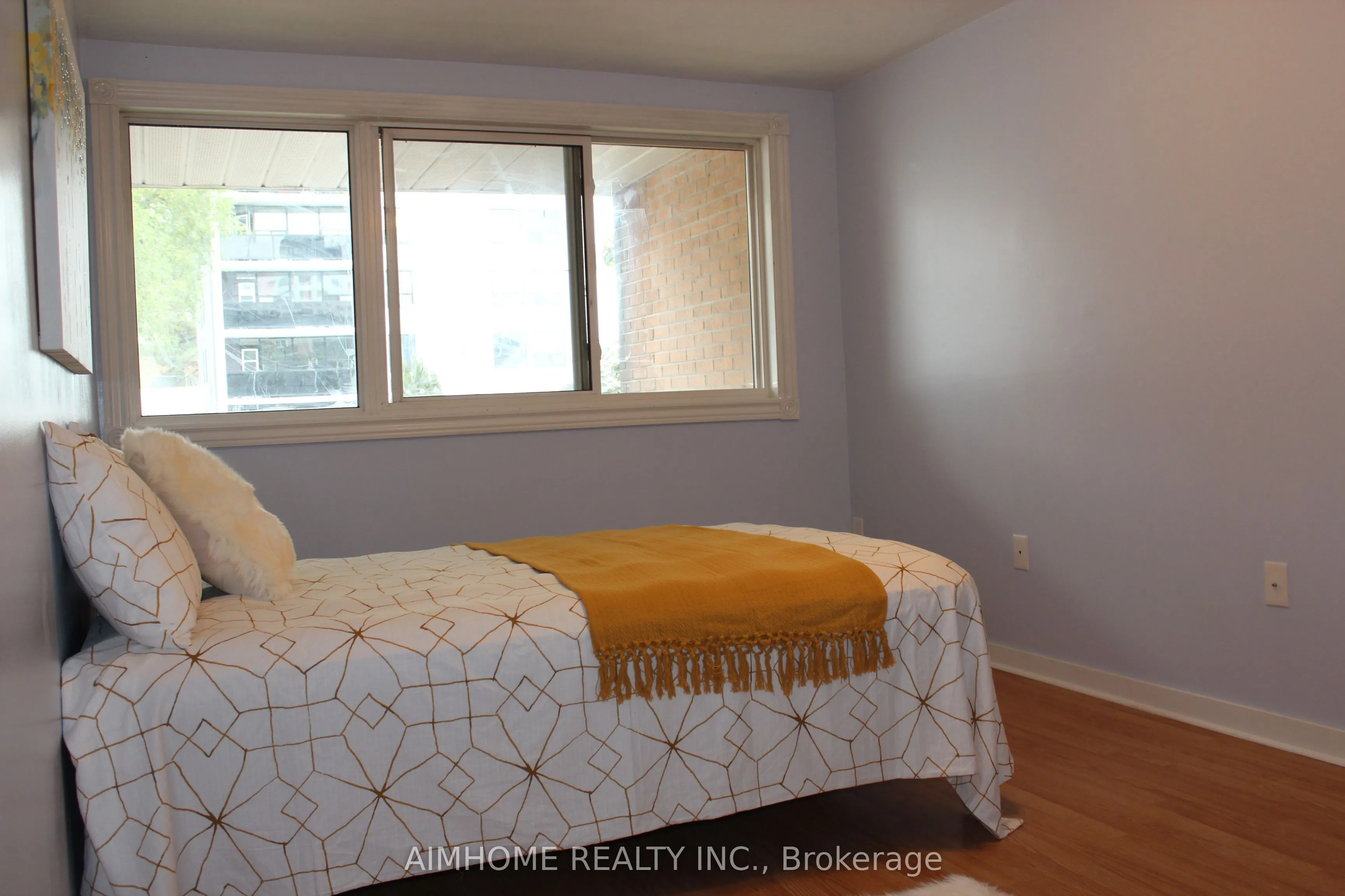 100 Mornelle Court, #1086