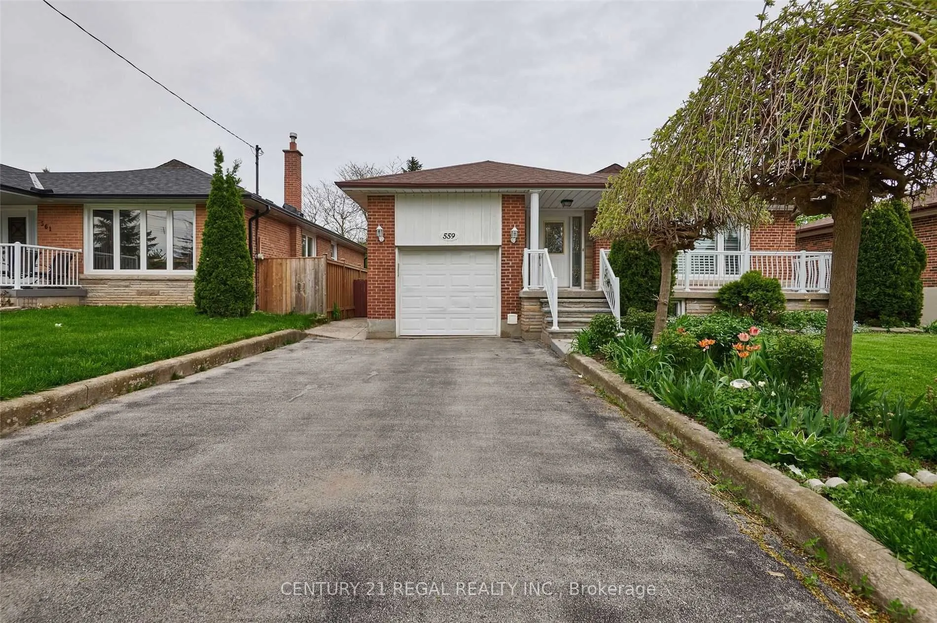 559 Mccowan Road, #Bsmt