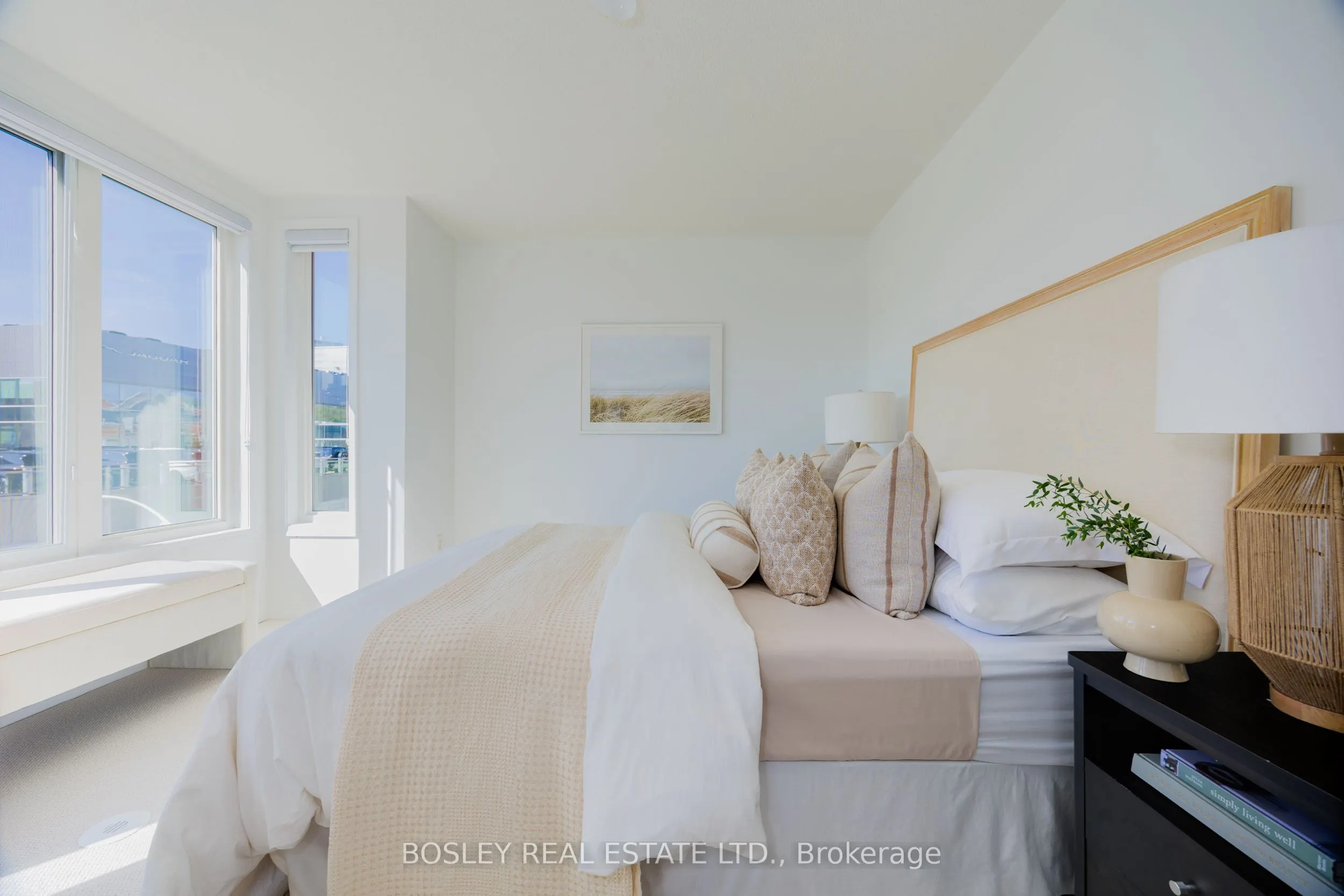4 Frances Loring Lane, #2
