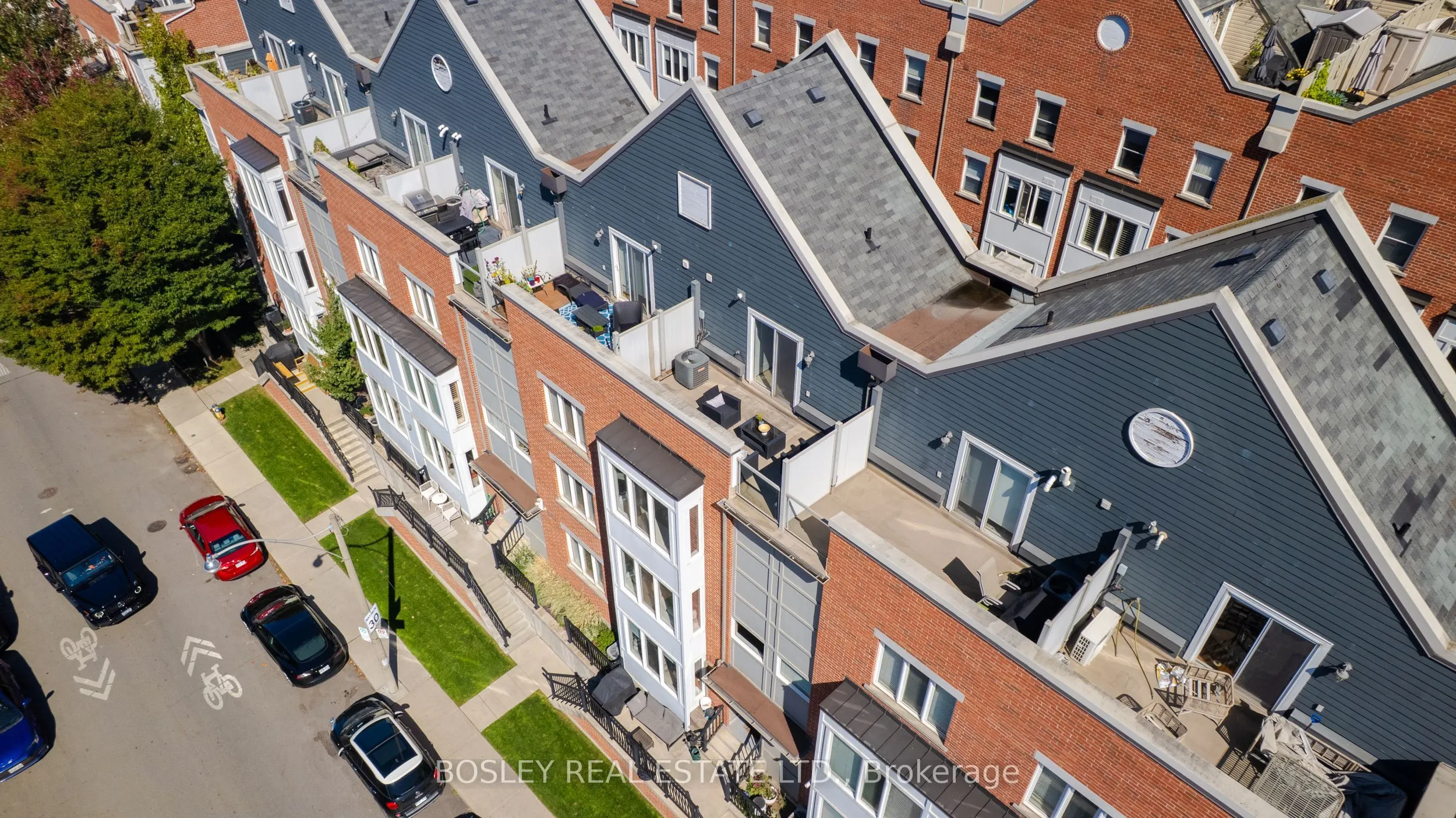 4 Frances Loring Lane, #2