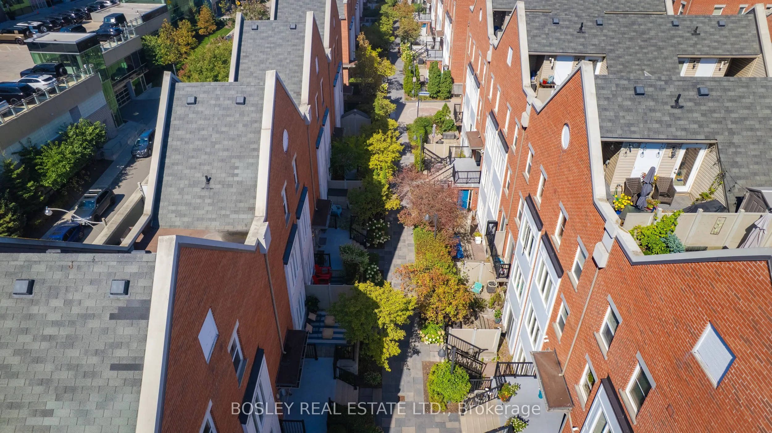 4 Frances Loring Lane, #2