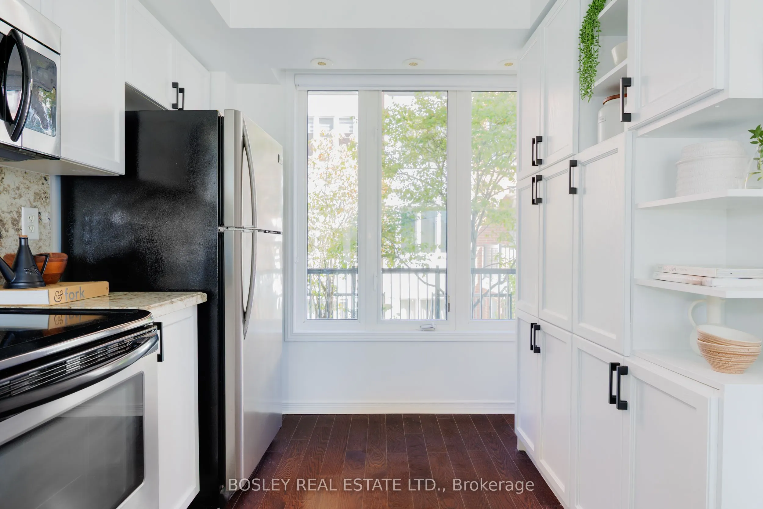 4 Frances Loring Lane, #2