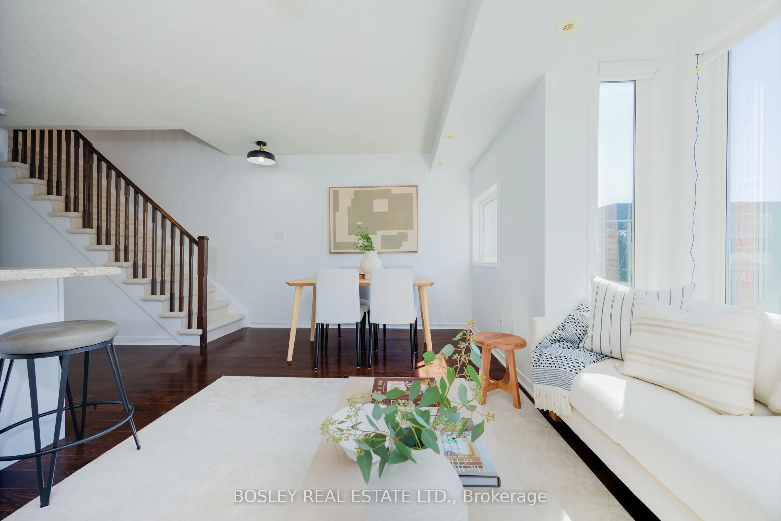 4 Frances Loring Lane, #2