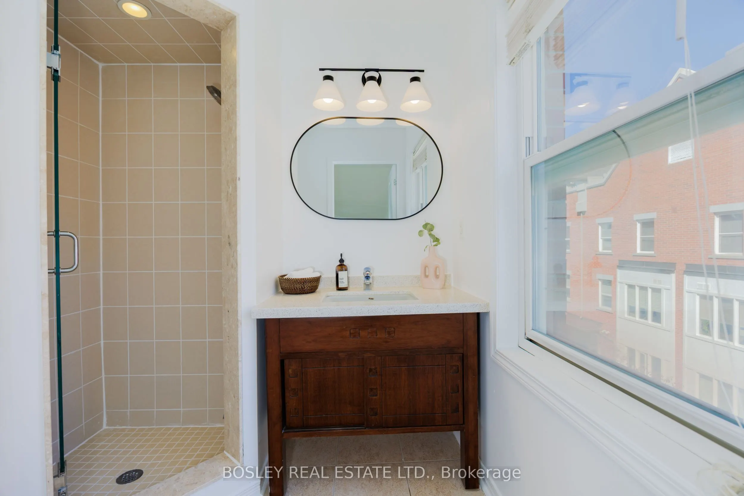 4 Frances Loring Lane, #2