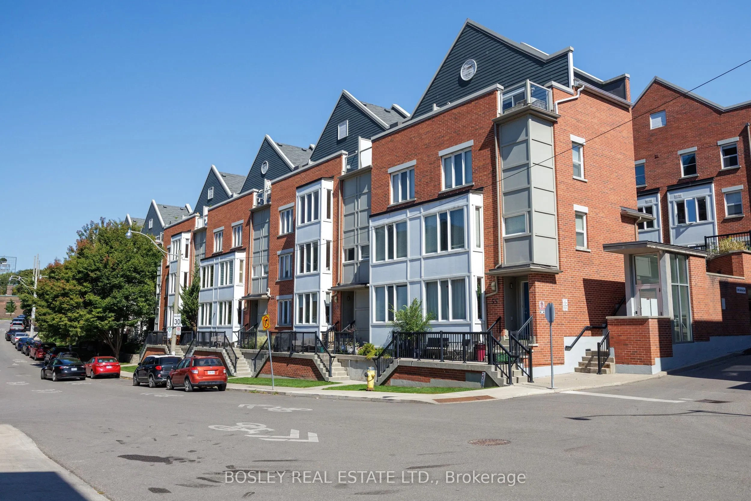 4 Frances Loring Lane, #2