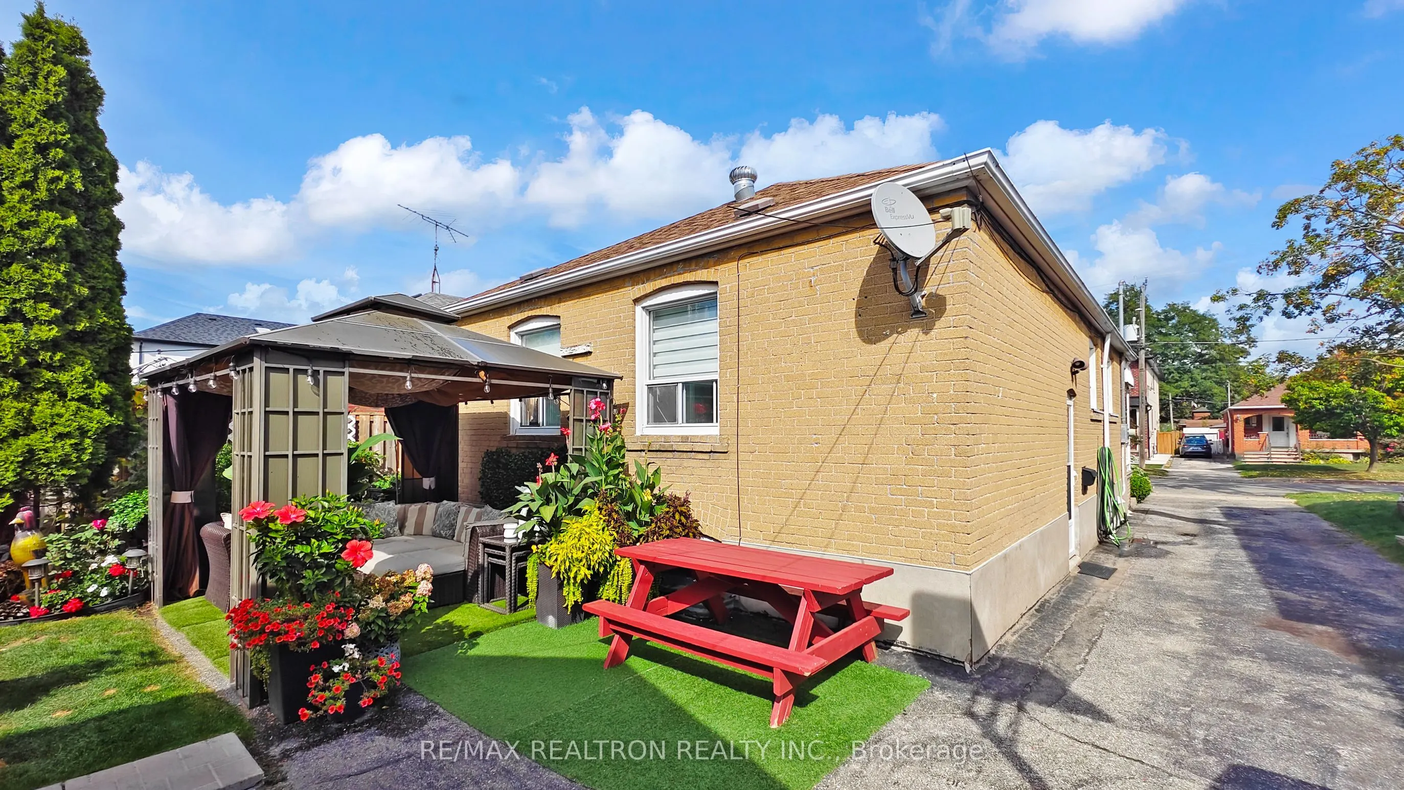 50 Karnwood Drive