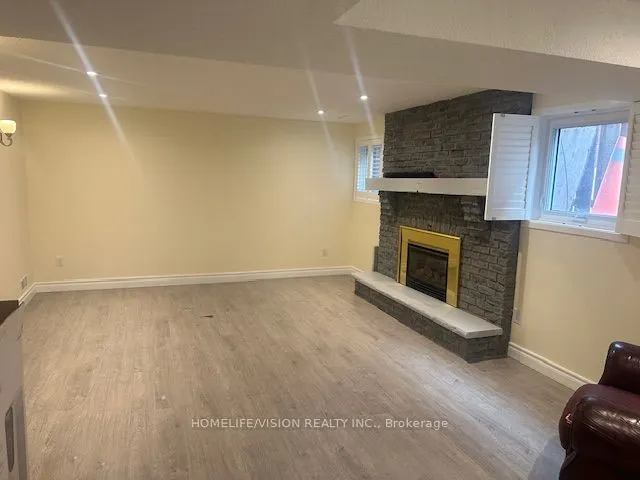 819 Jacqueline Avenue, #lower