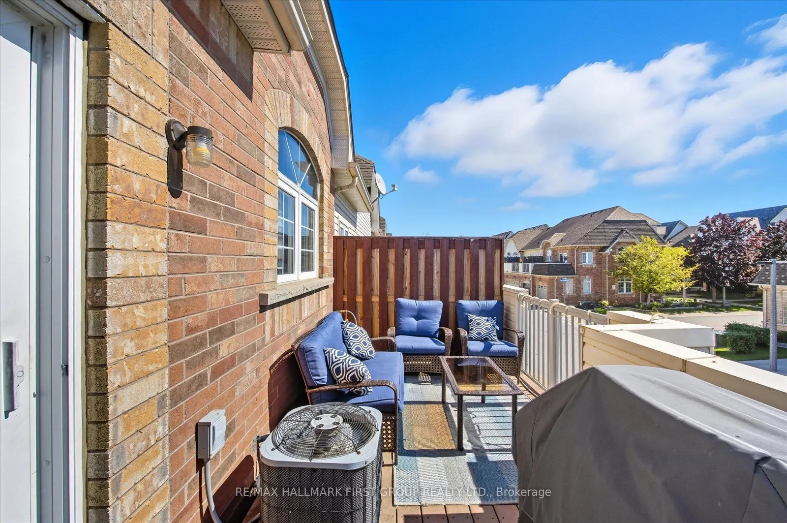 141 Kenneth Hobbs Avenue