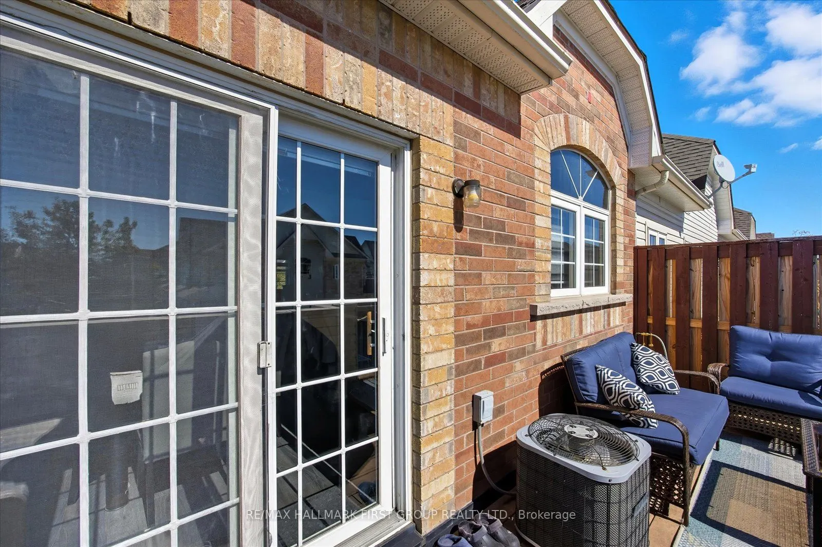 141 Kenneth Hobbs Avenue