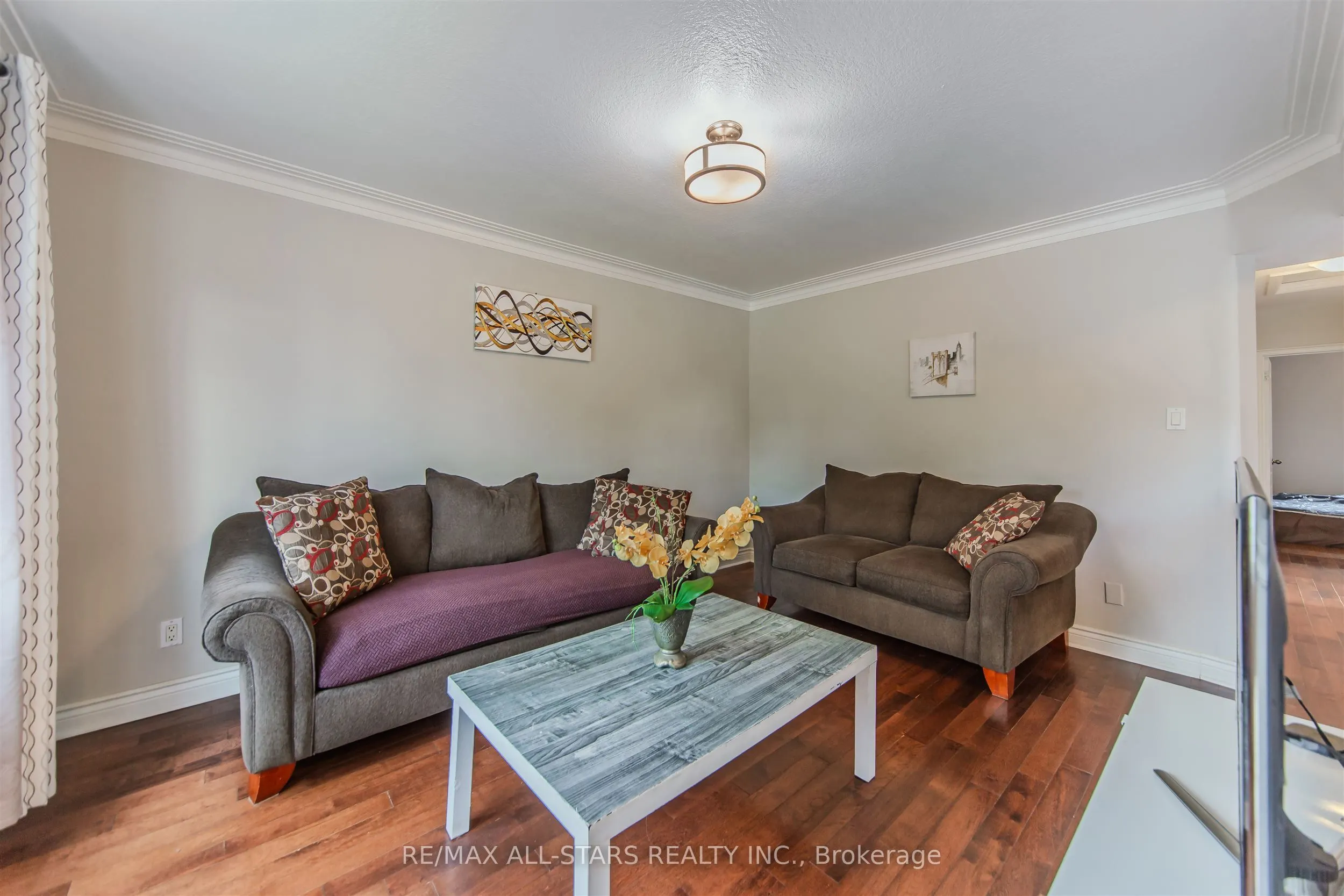 27 Martindale Road