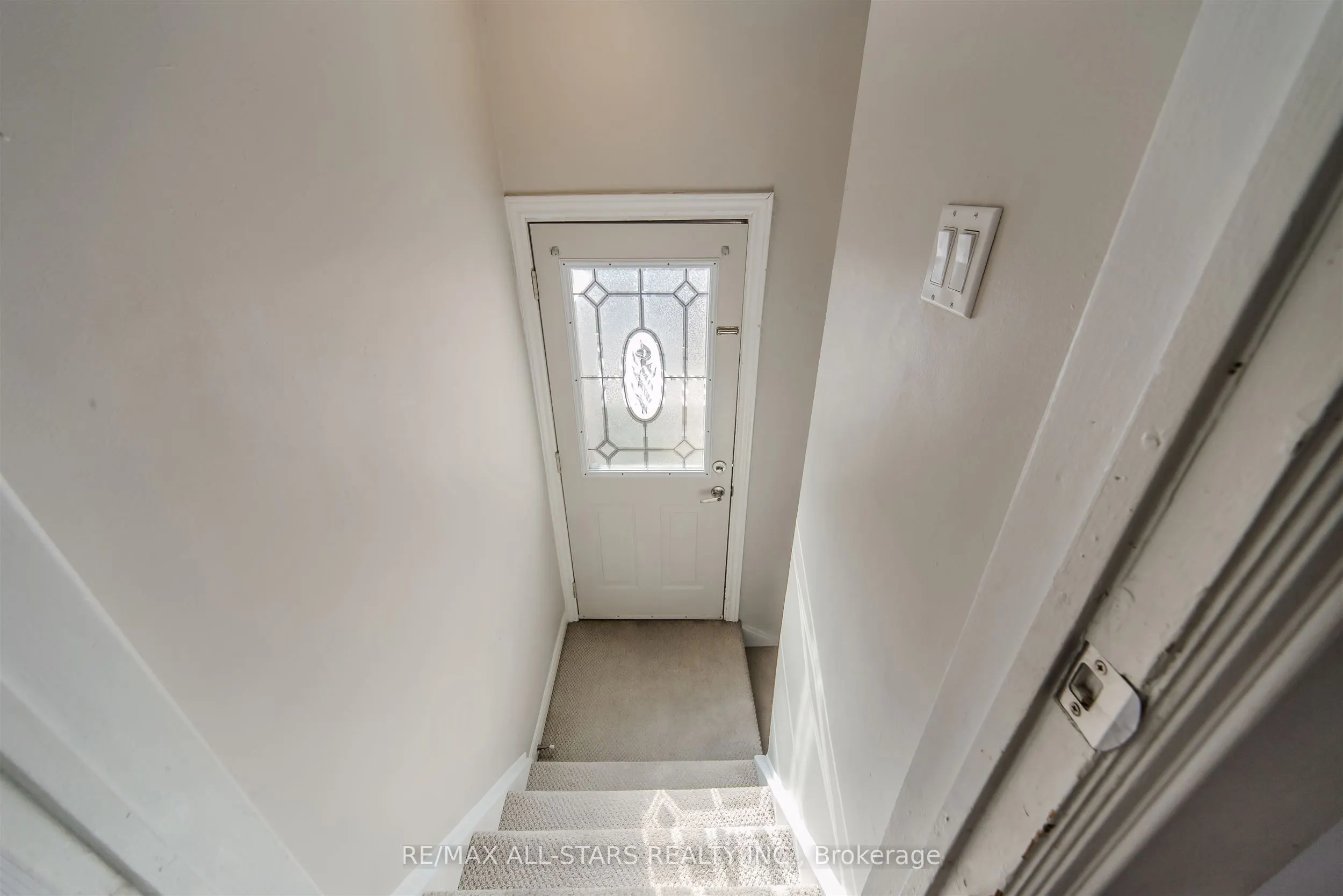 27 Martindale Road