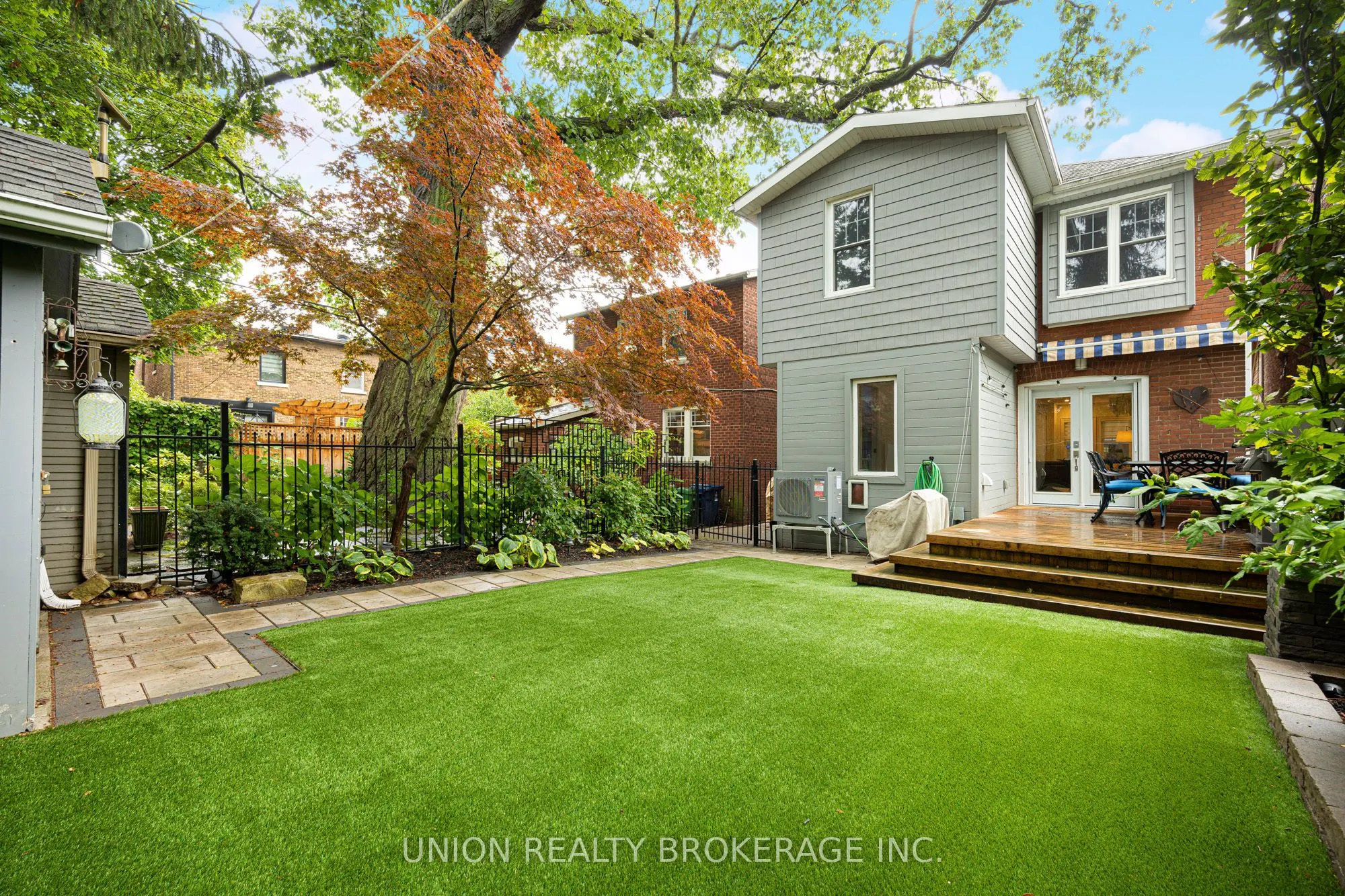 10 Selwood Avenue