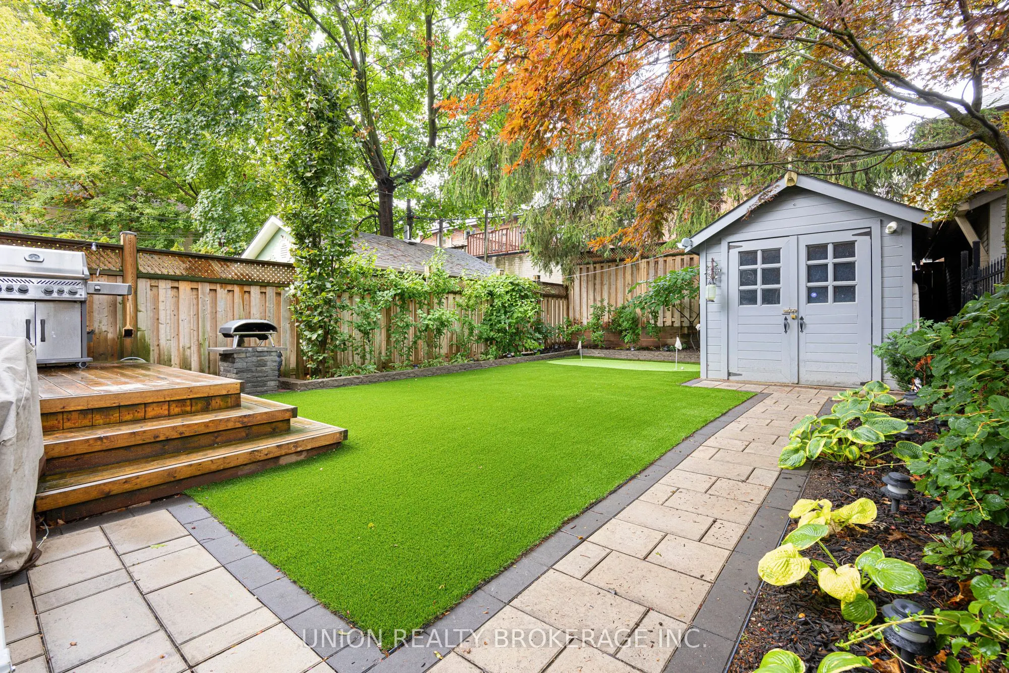 10 Selwood Avenue