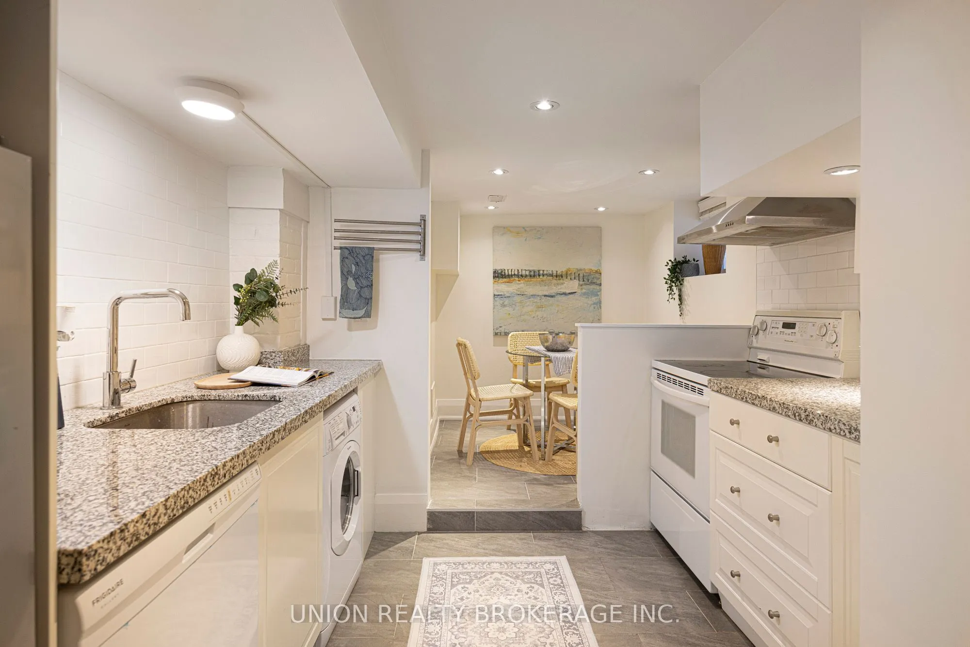 10 Selwood Avenue