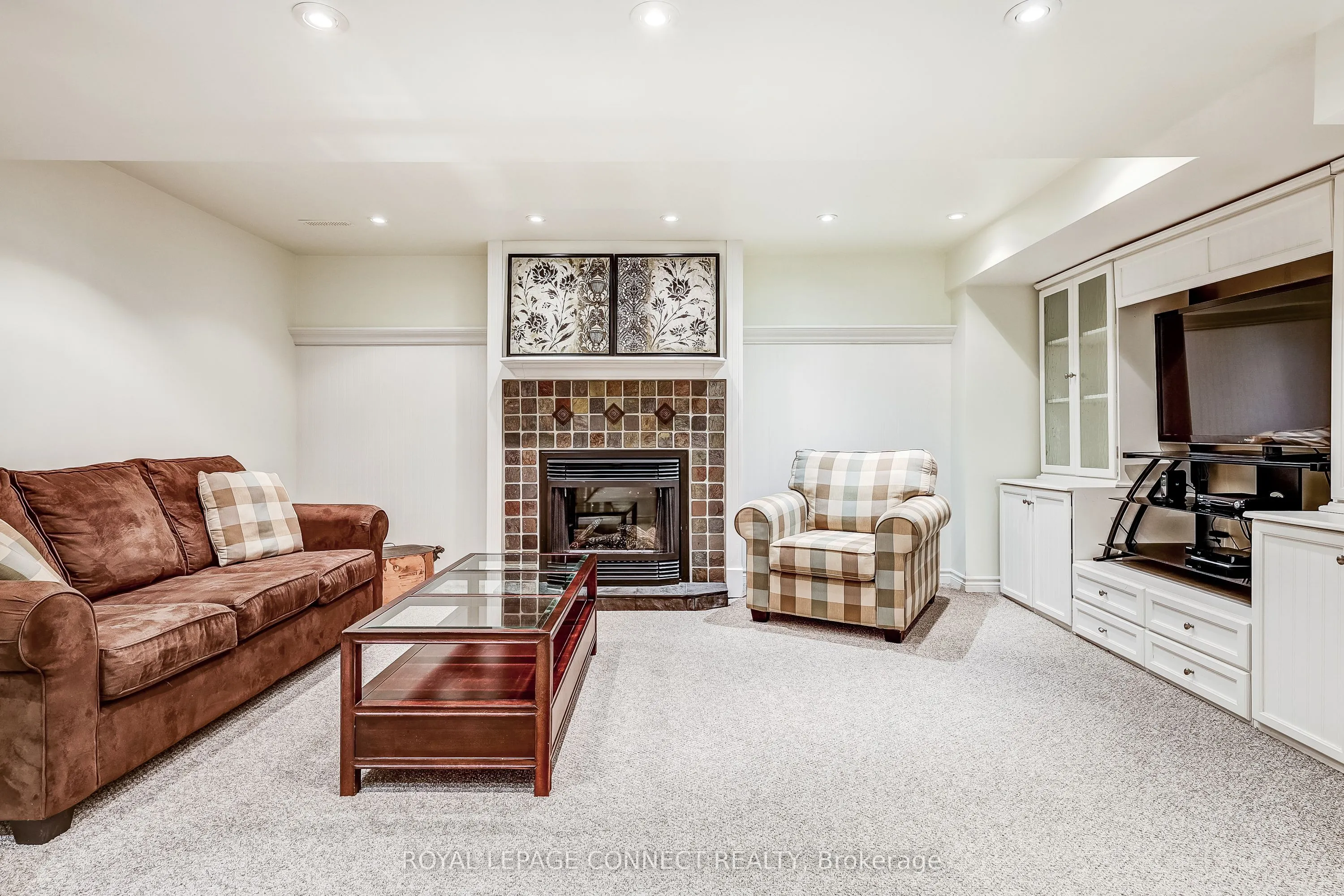 545 Charnwood Court