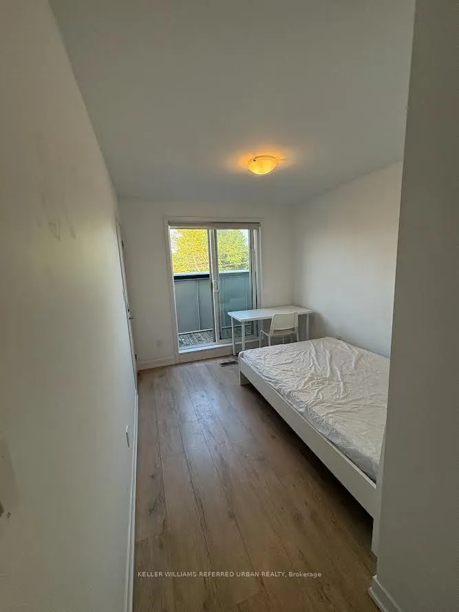 1720 Simcoe Street N, #10-2