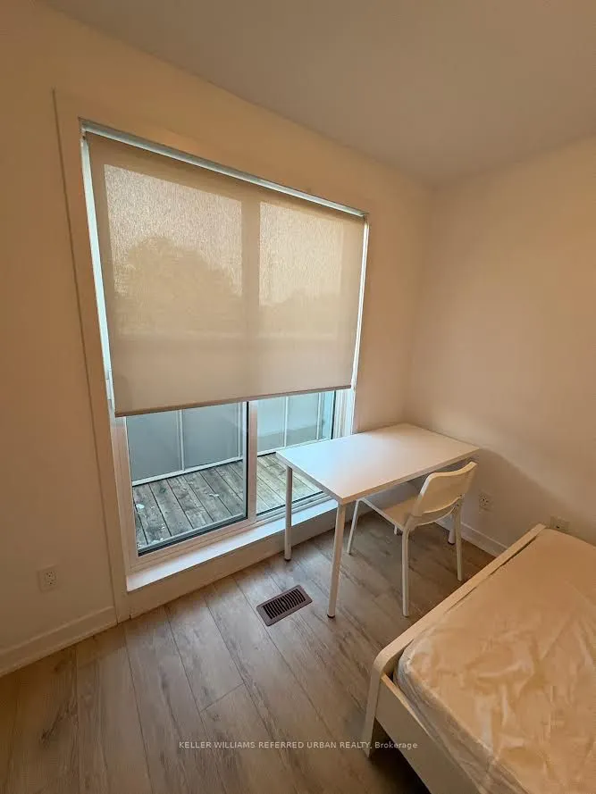 1720 Simcoe Street N, #10-2