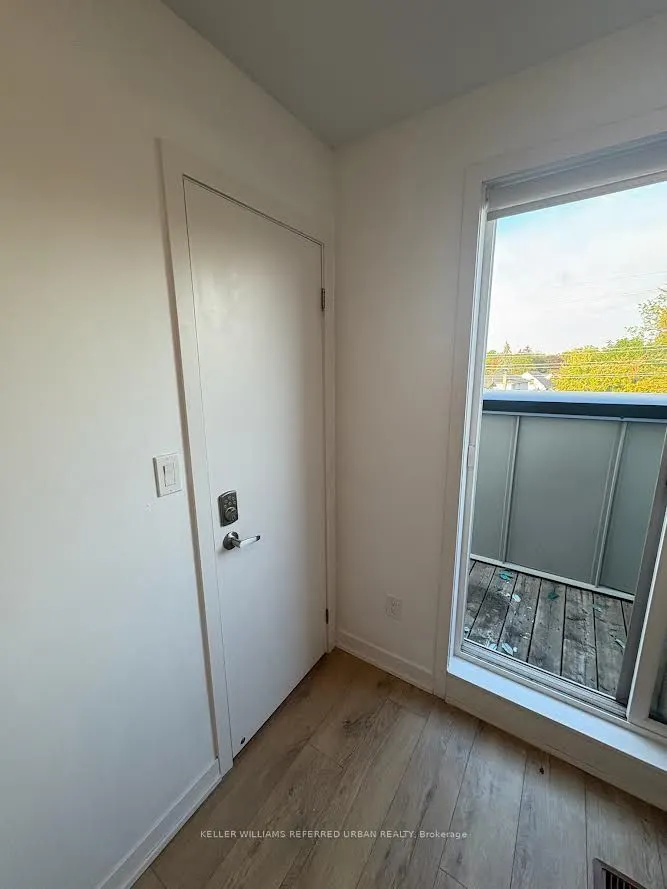 1720 Simcoe Street N, #10-2