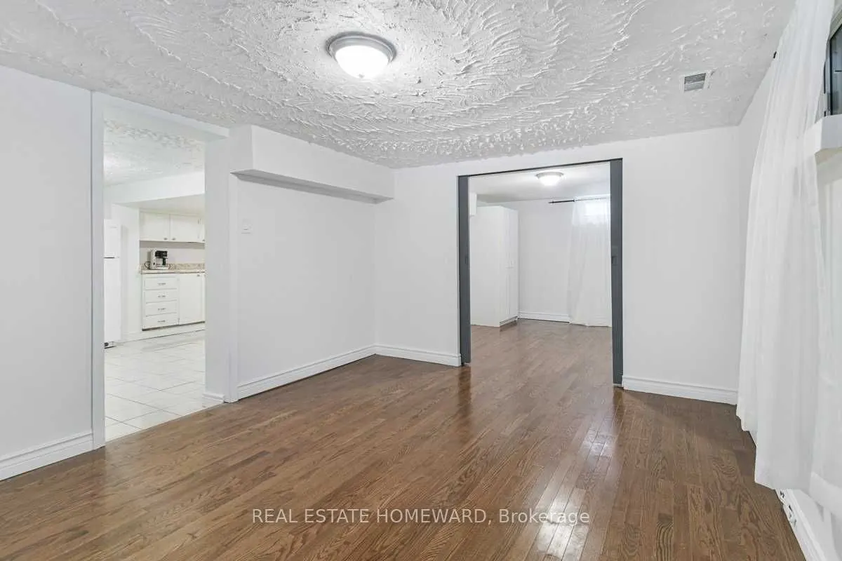 45 Edge Park Avenue