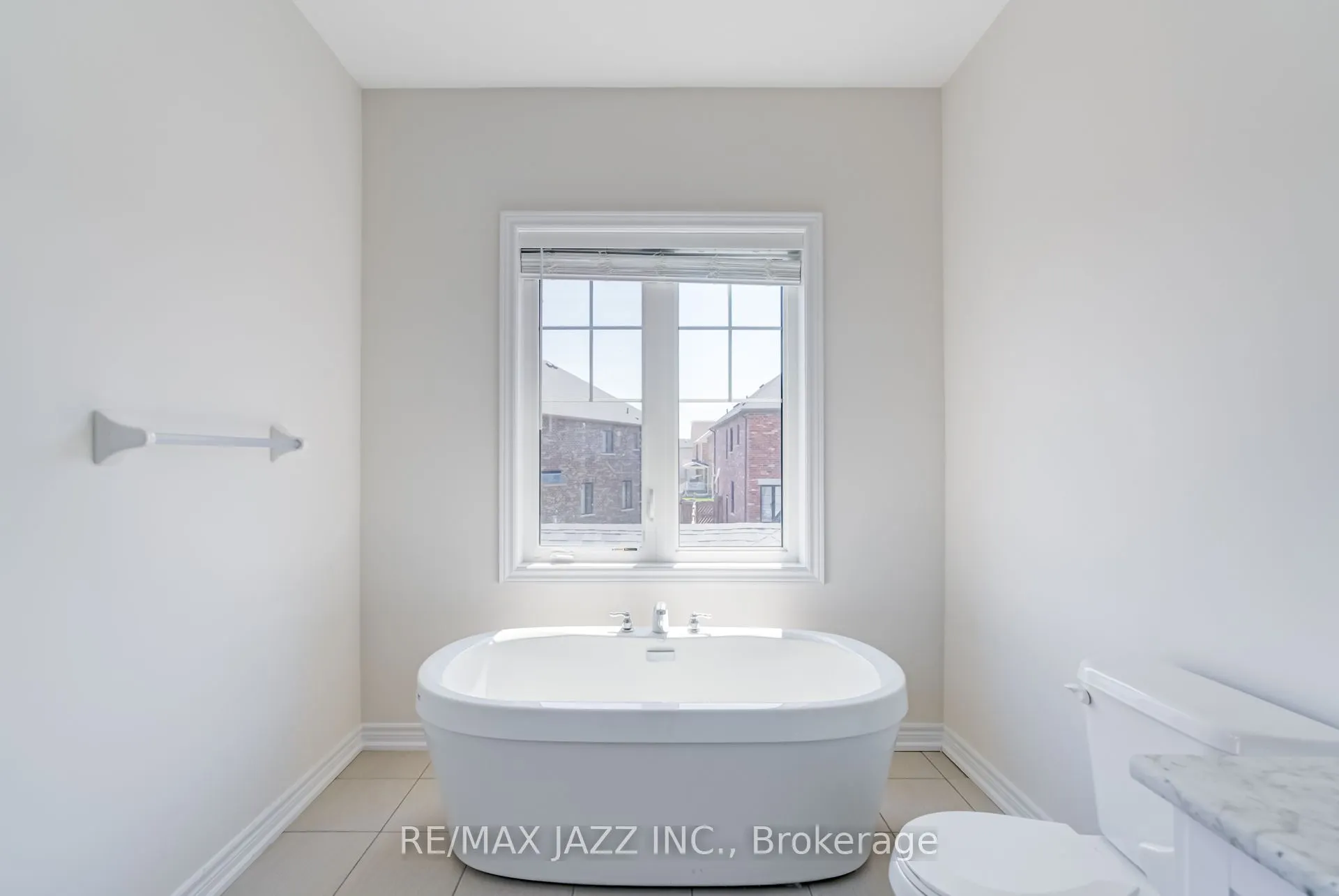 166 Coronation Road