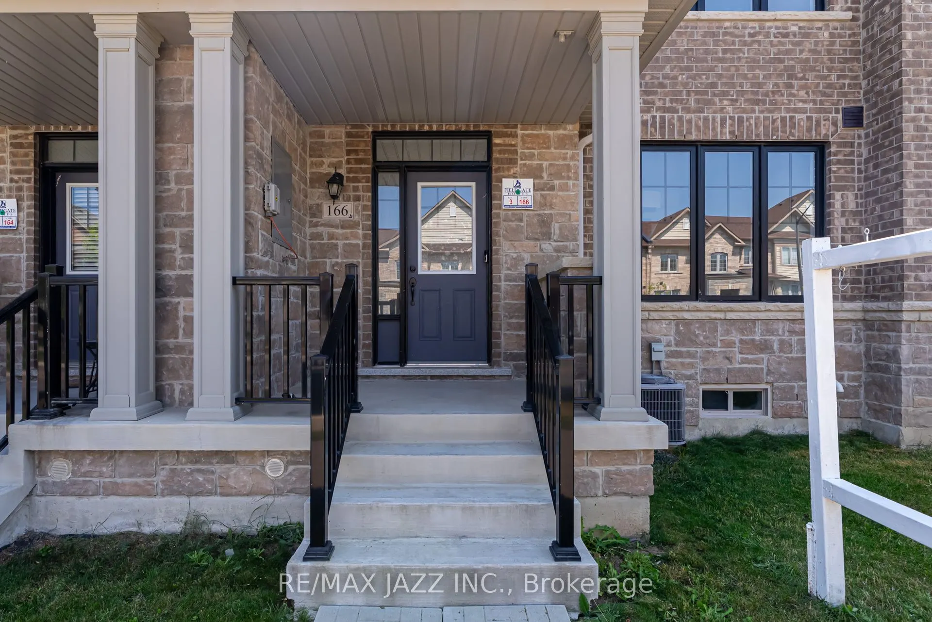 166 Coronation Road