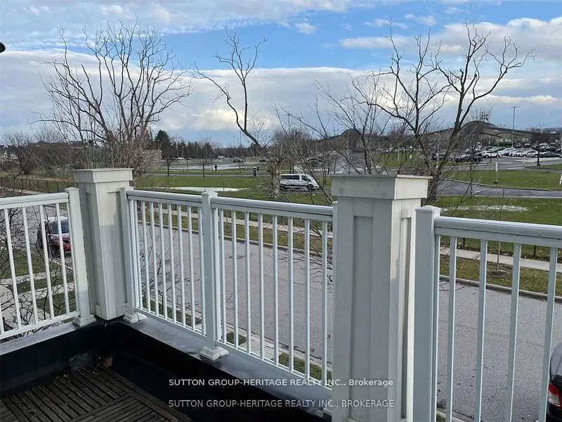 102 Harbourside Drive