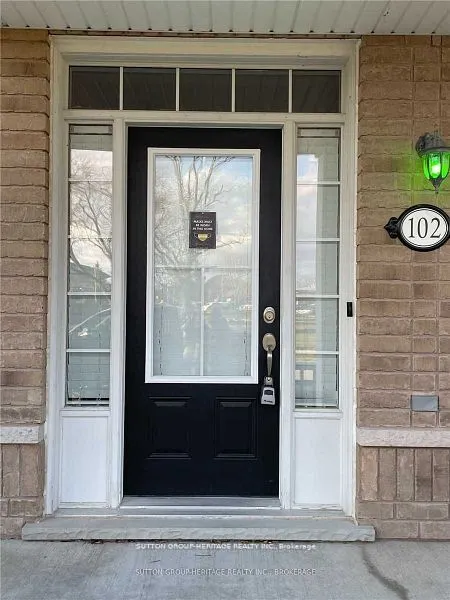 102 Harbourside Drive