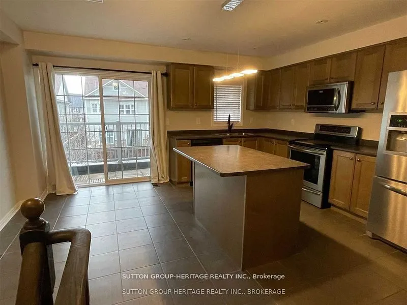 102 Harbourside Drive