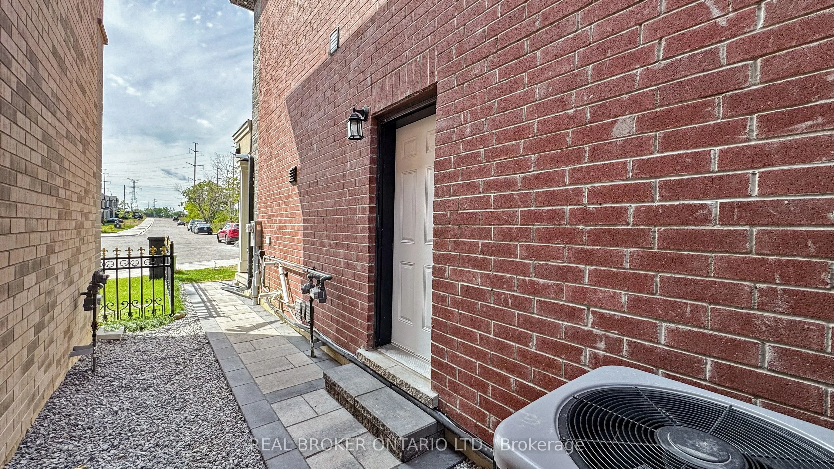 58 Chelliah Court