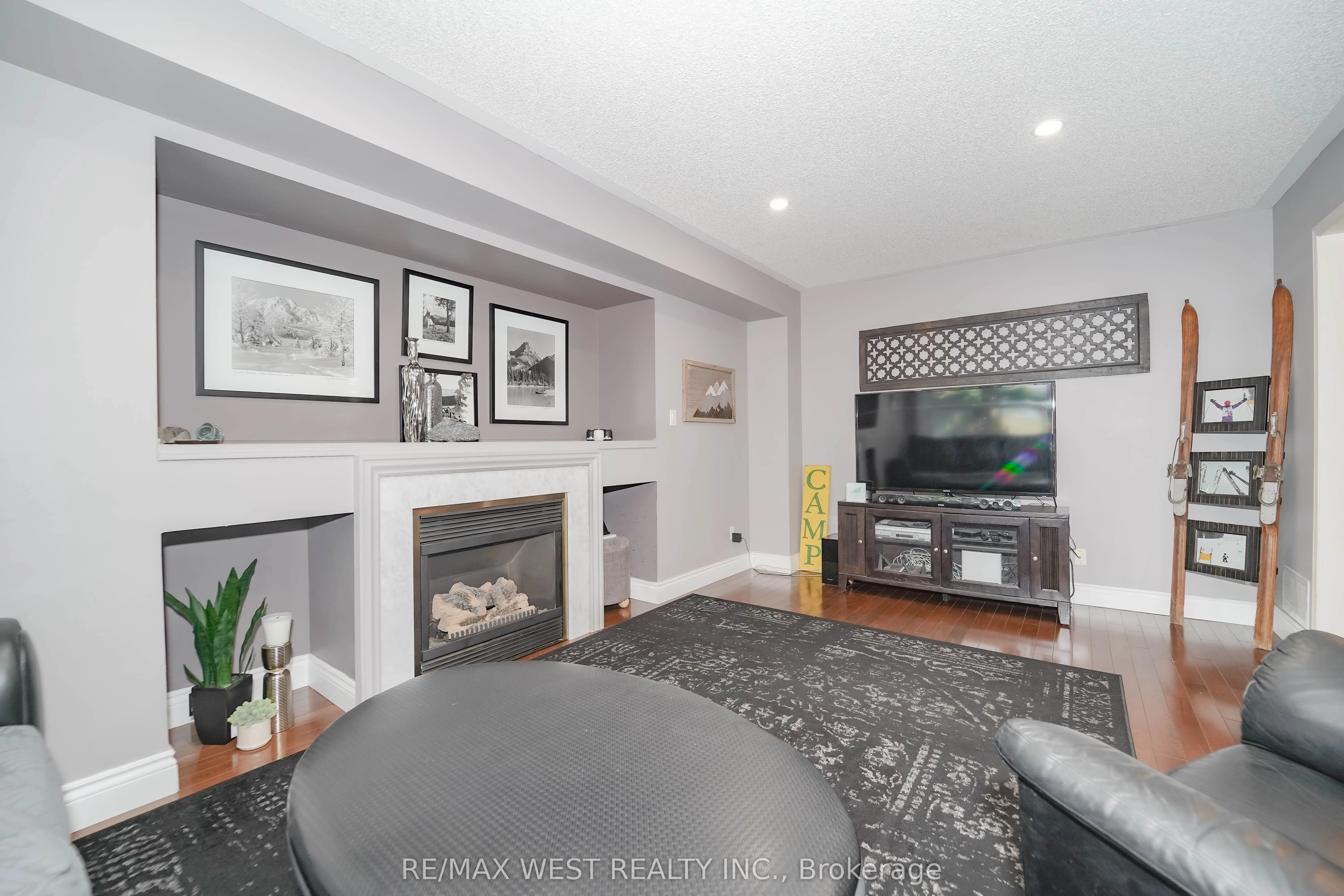 50 Gartshore Drive