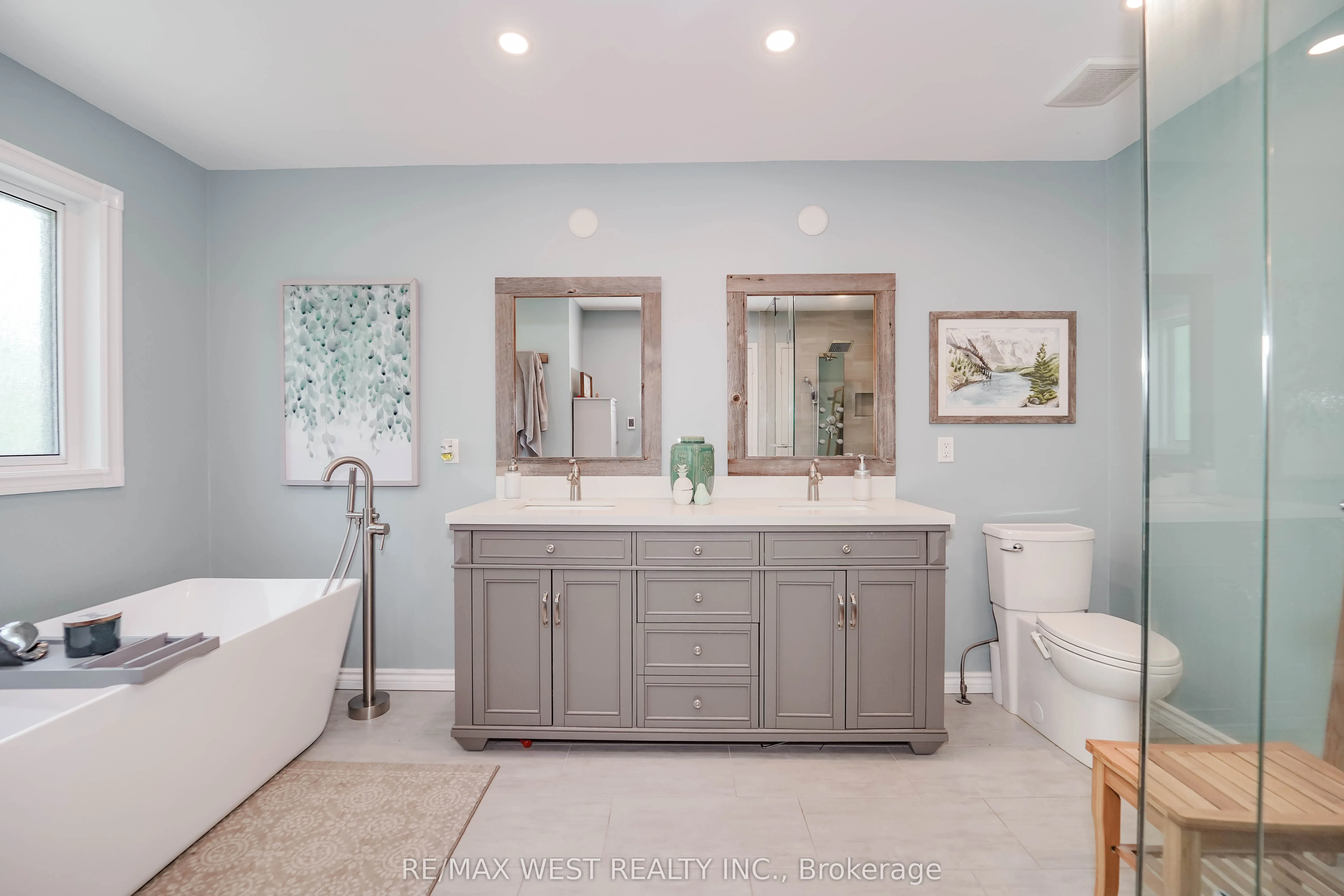 50 Gartshore Drive