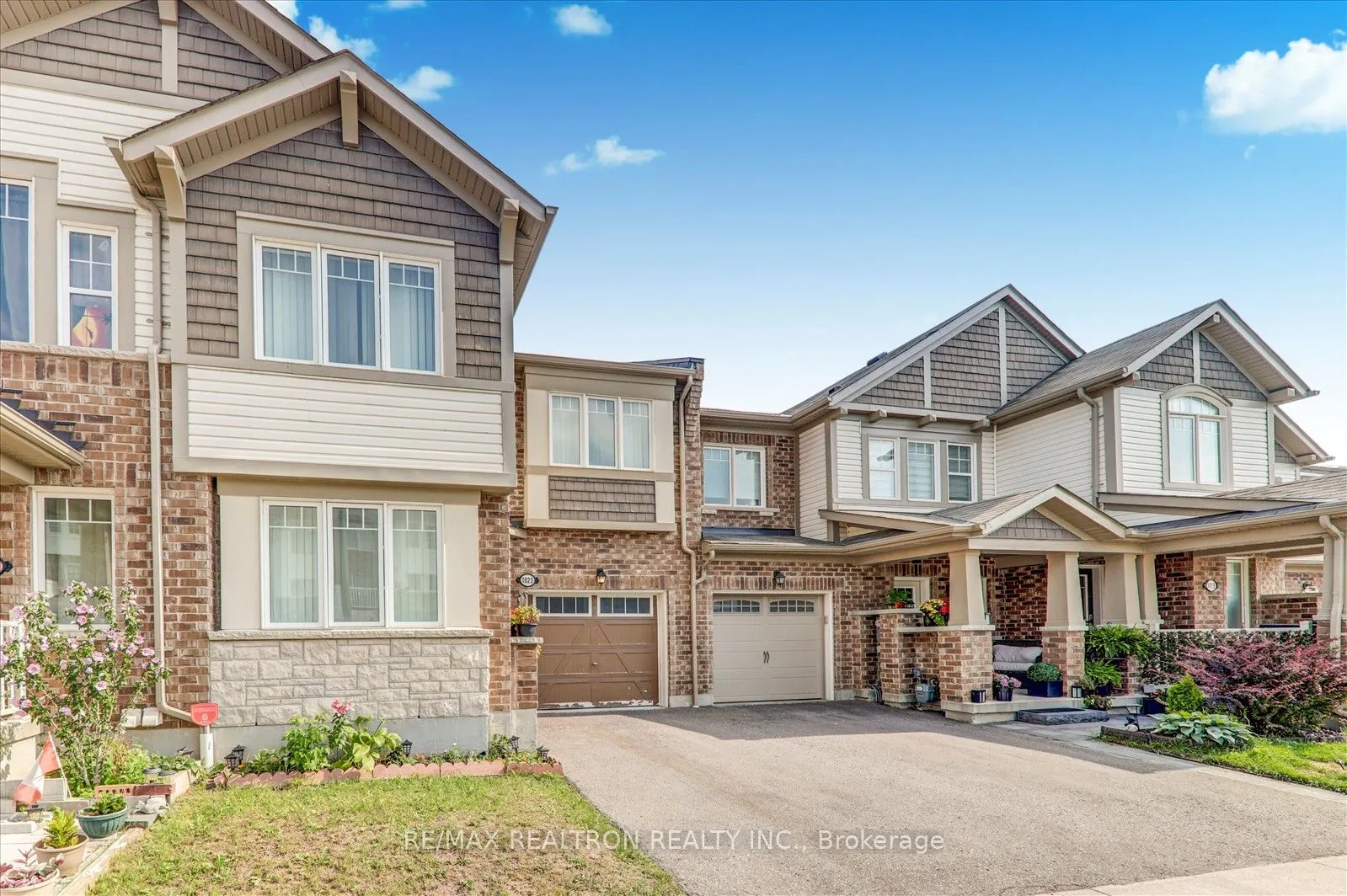 1023 Dragonfly Avenue