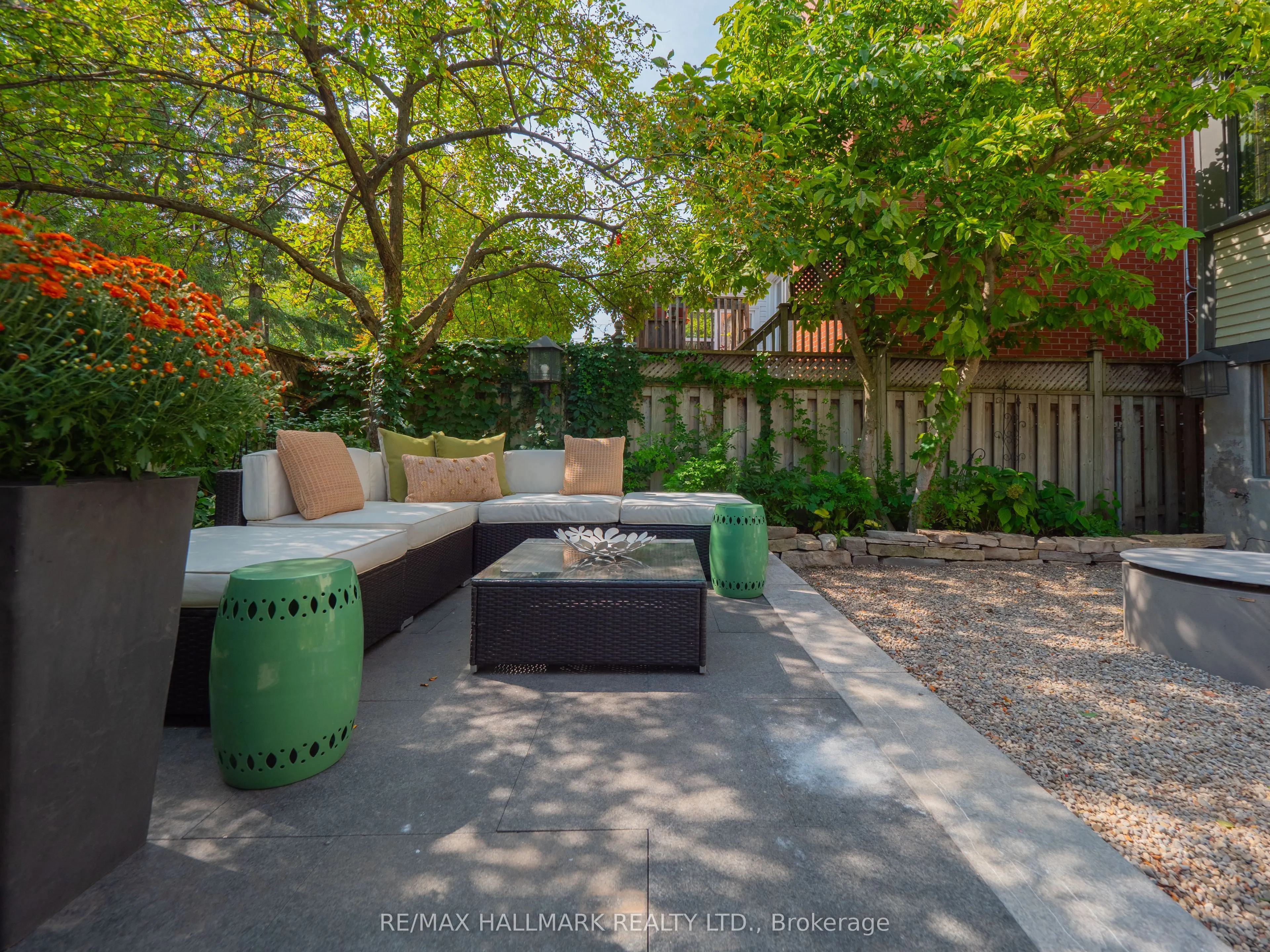 81 Hogarth Avenue
