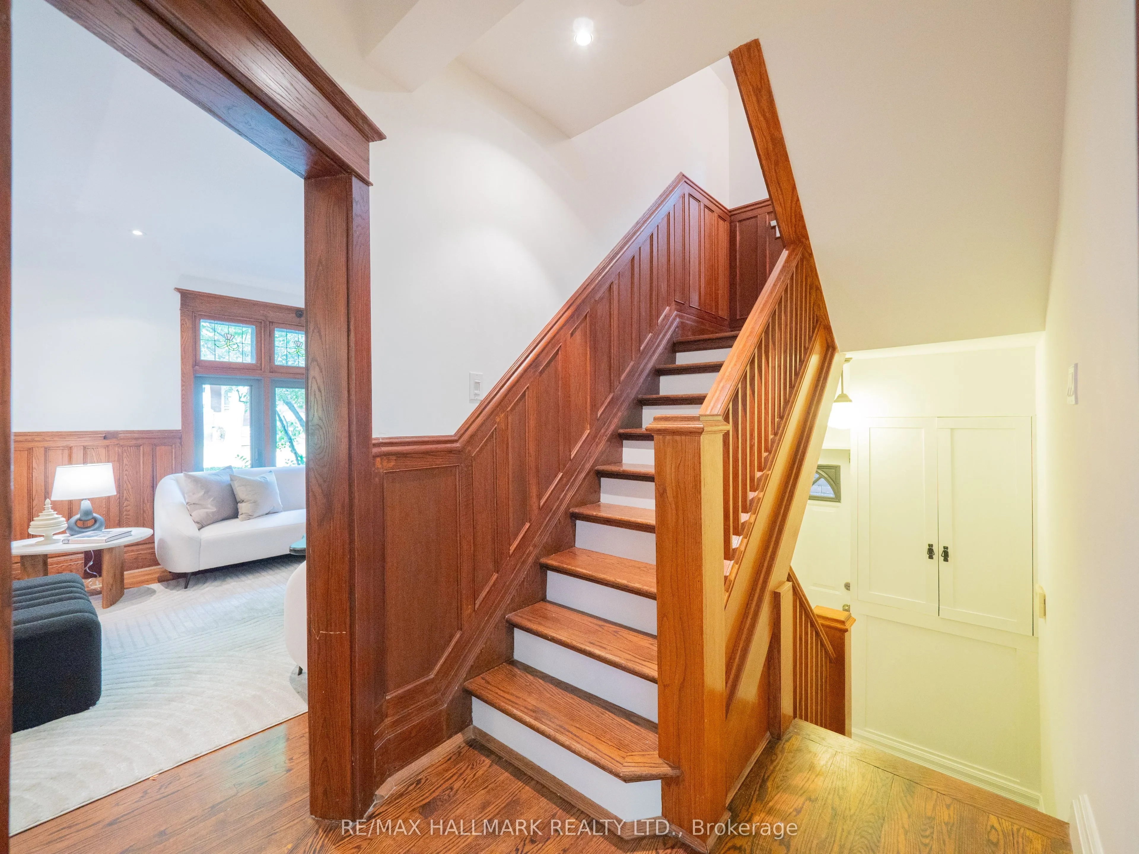 81 Hogarth Avenue